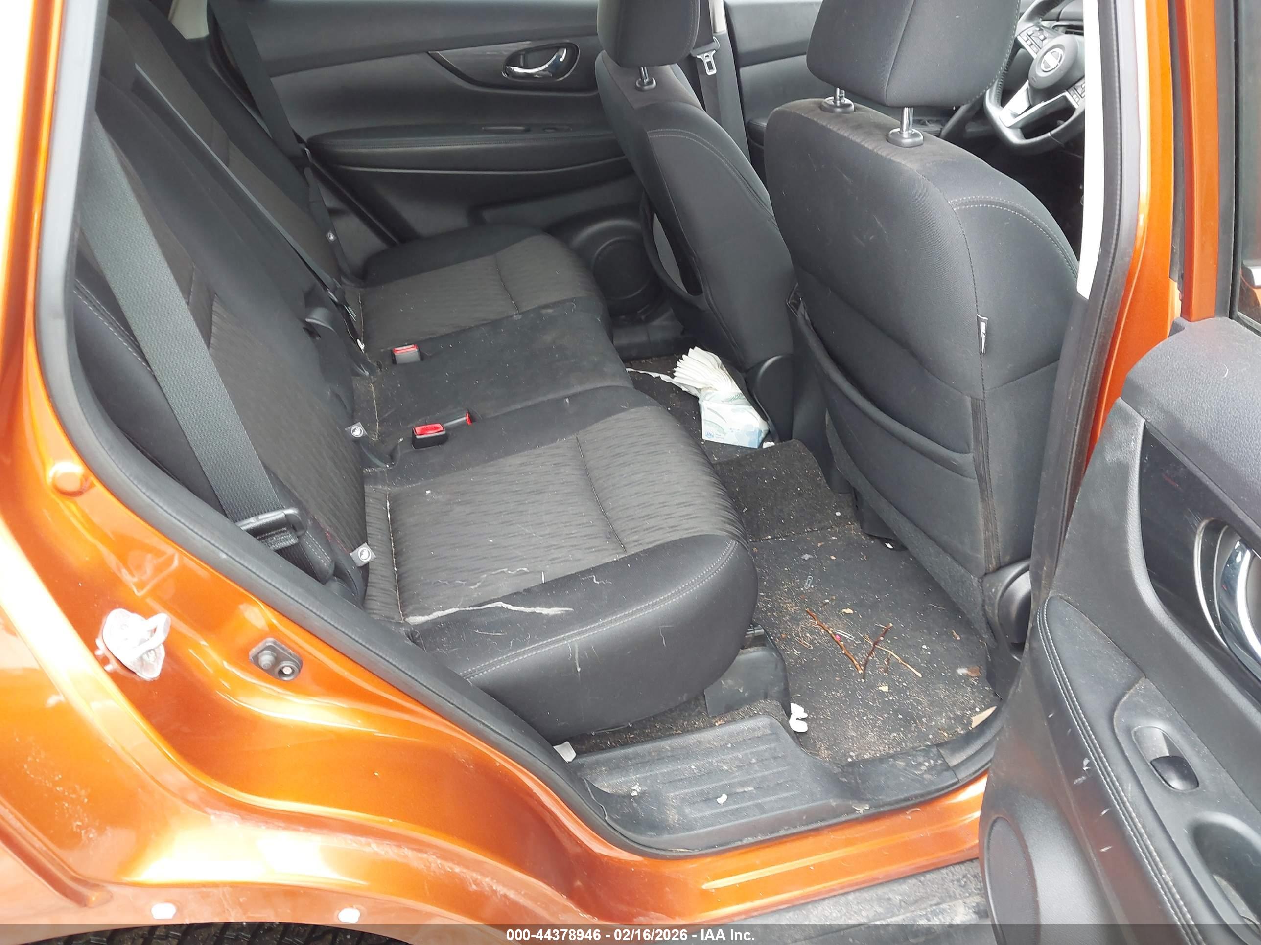 NISSAN ROGUE image 8