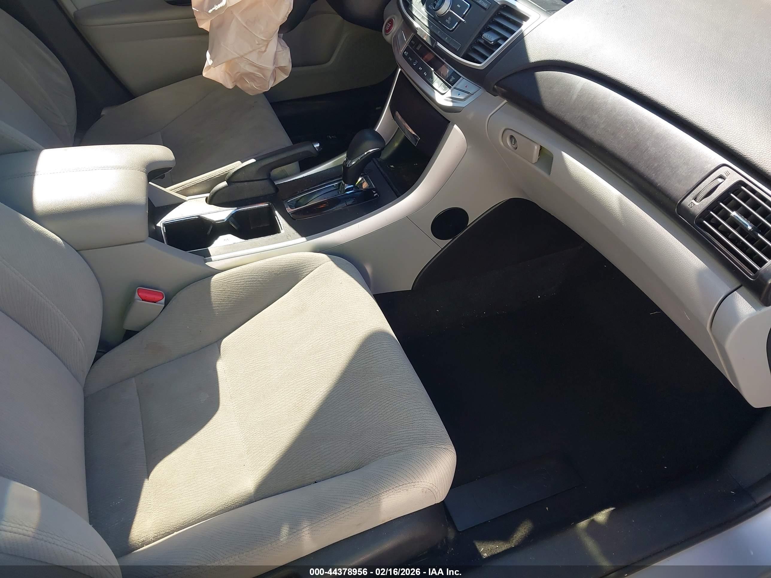 HONDA ACCORD image 5
