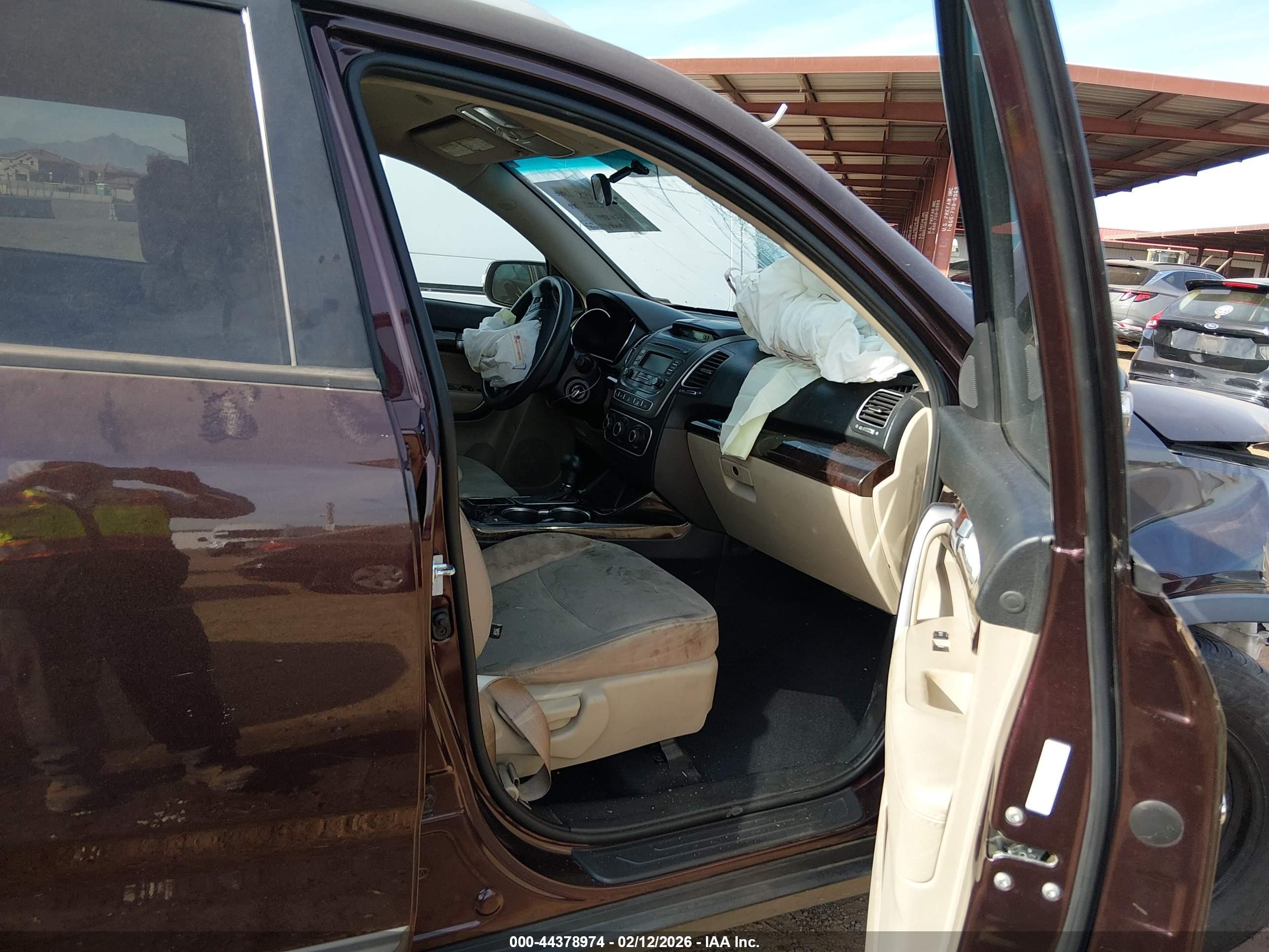 KIA SORENTO image 5