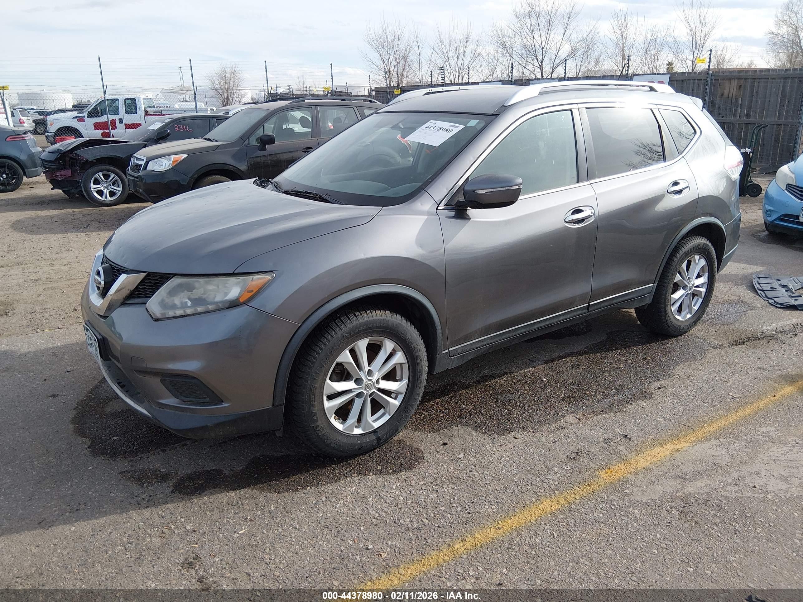 NISSAN ROGUE image 2