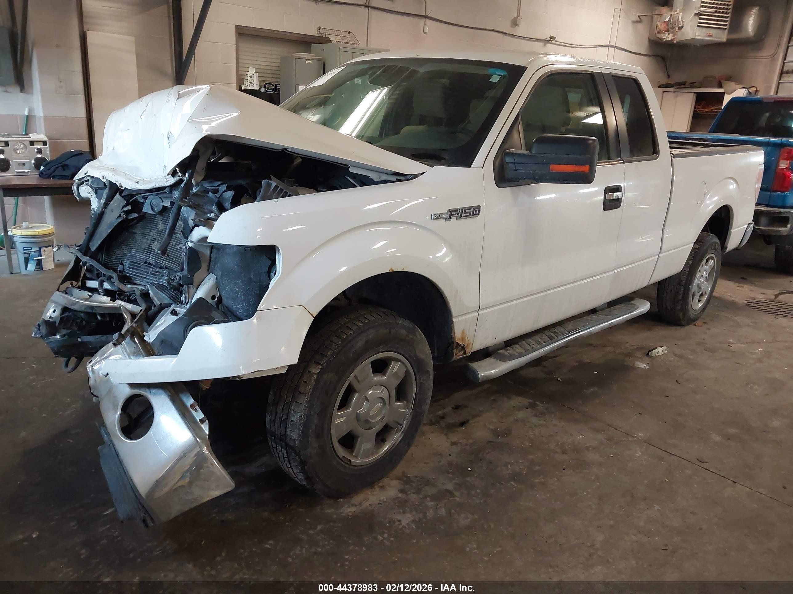 FORD F-150 image 2