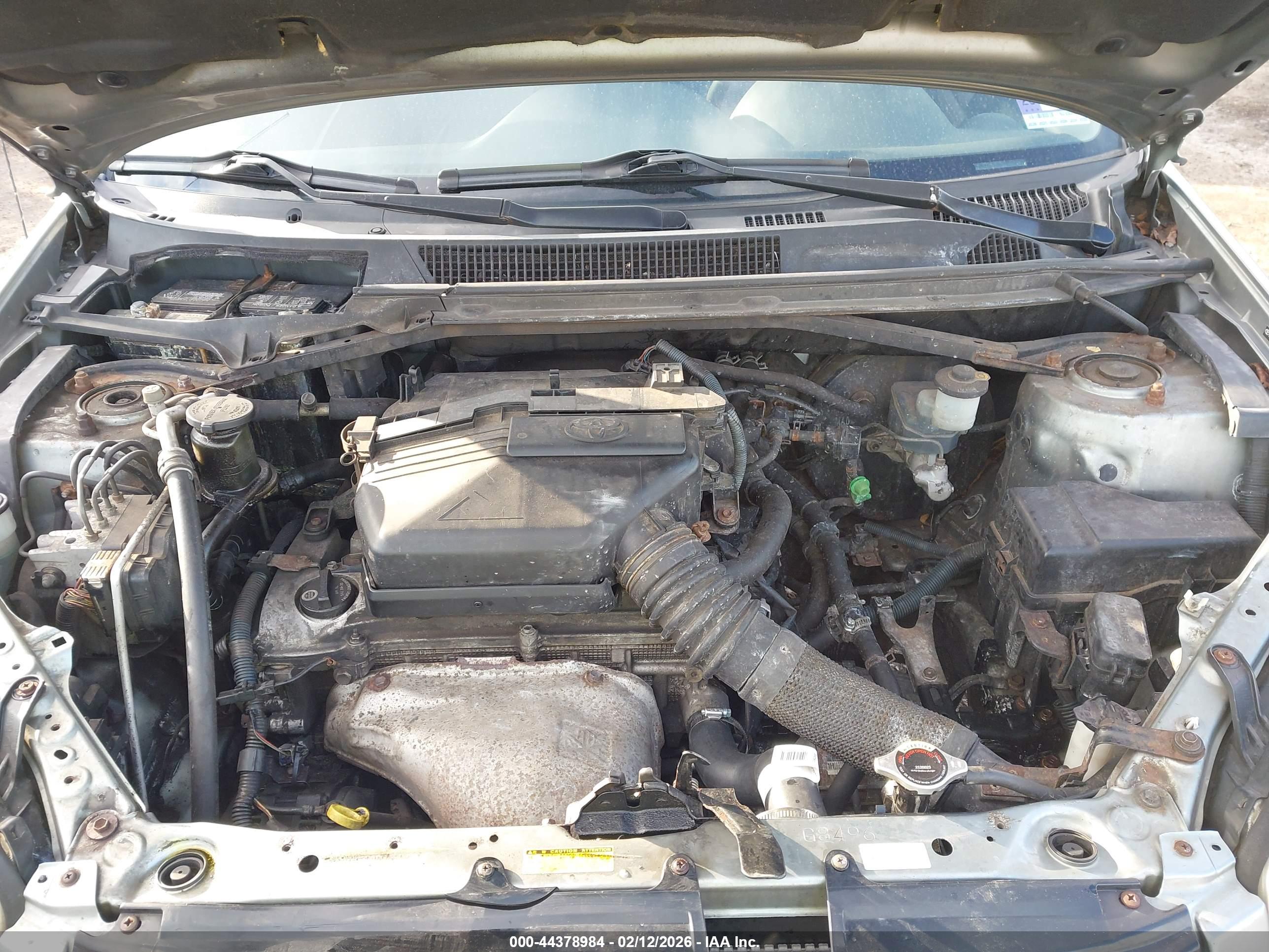 TOYOTA RAV4 image 10