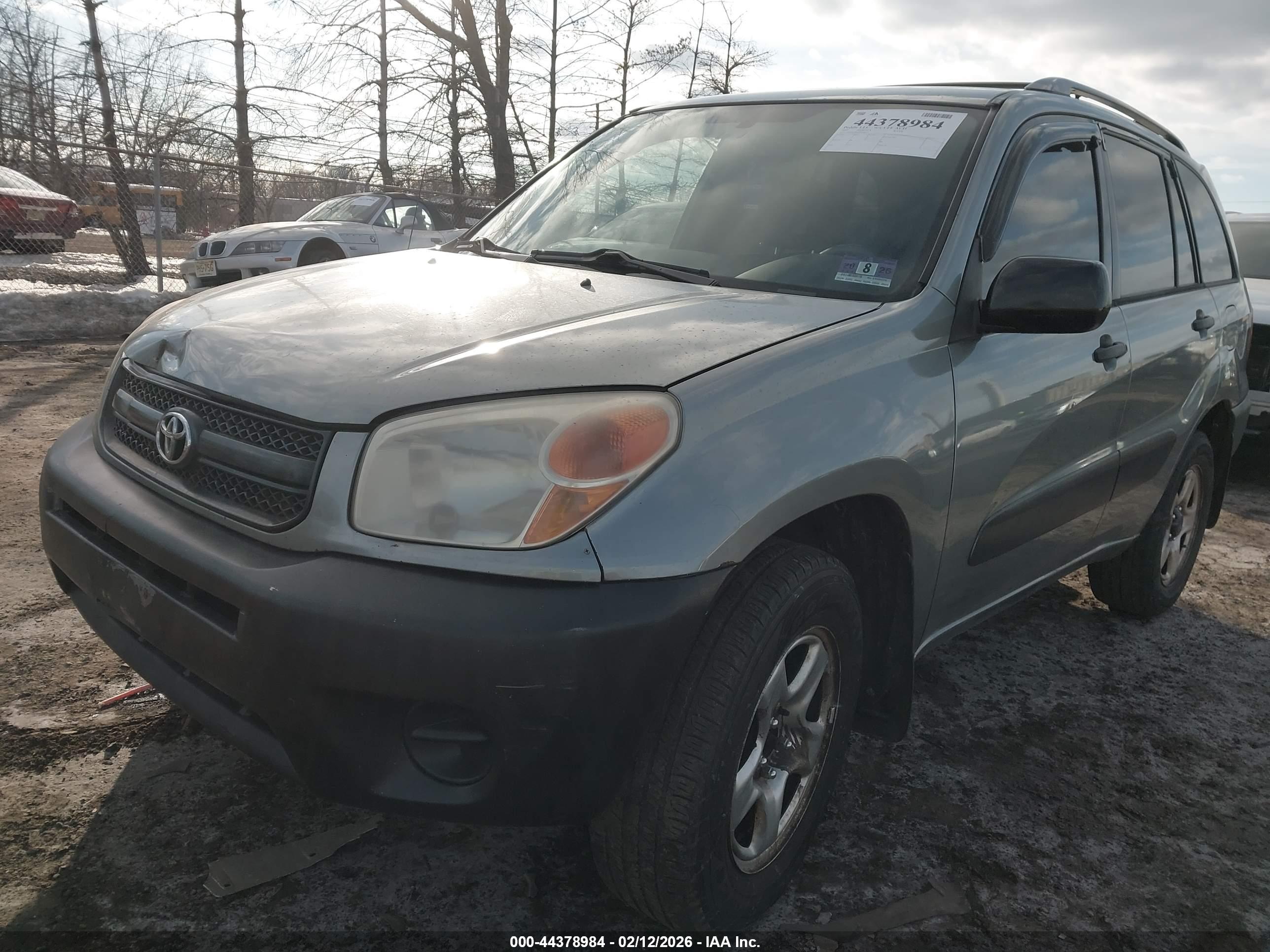 TOYOTA RAV4 image 6