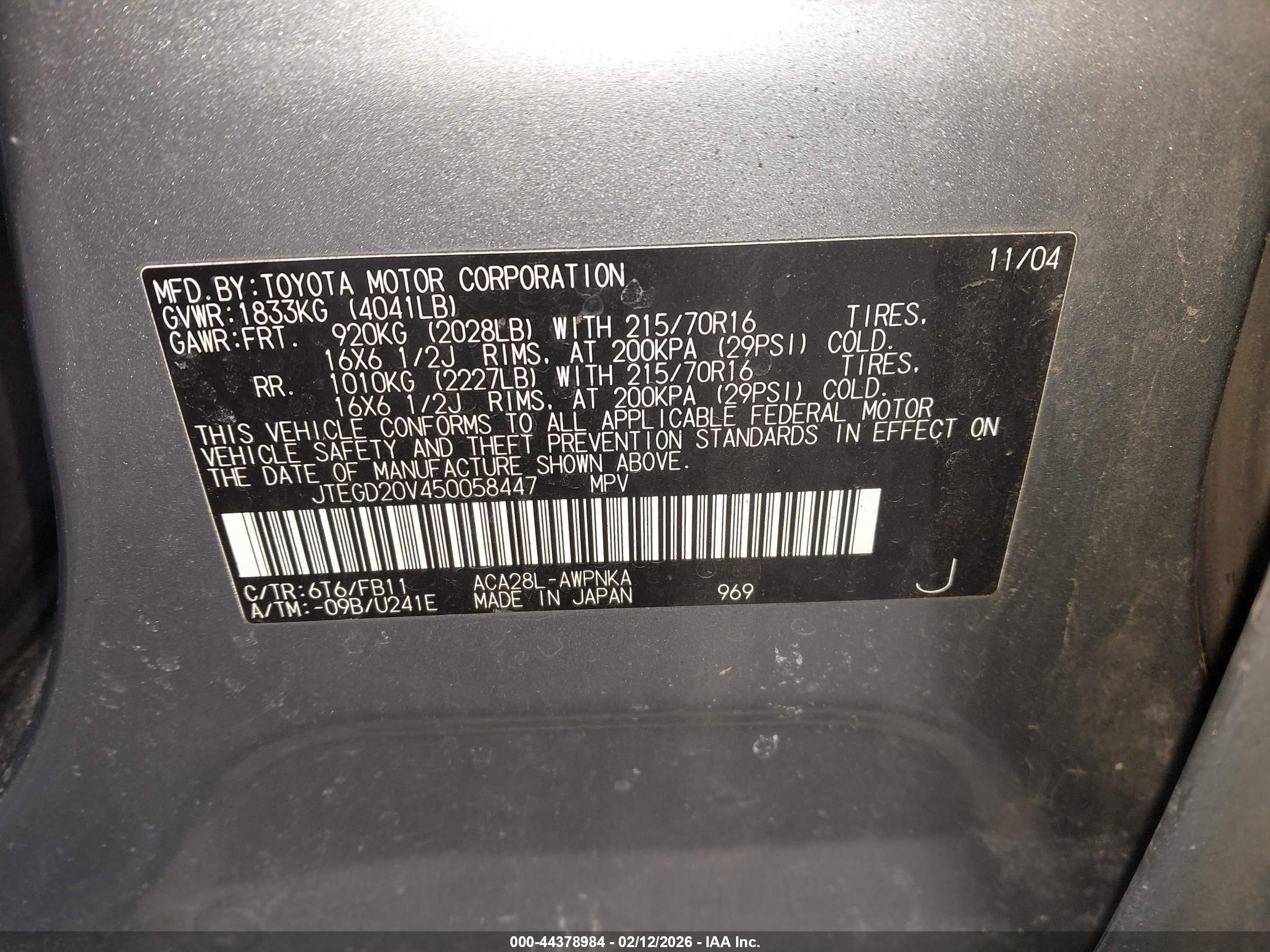 TOYOTA RAV4 image 9