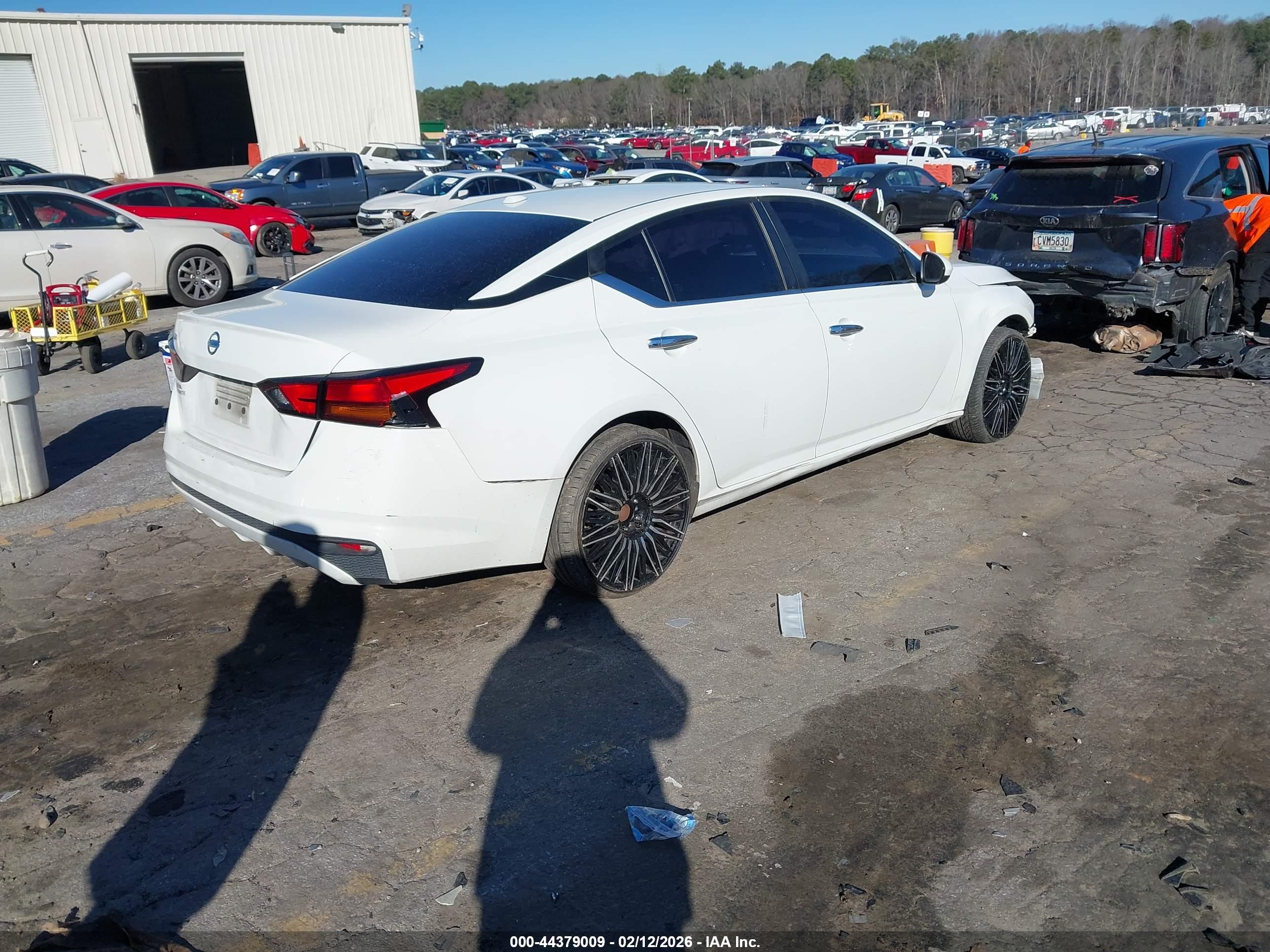 NISSAN ALTIMA image 4