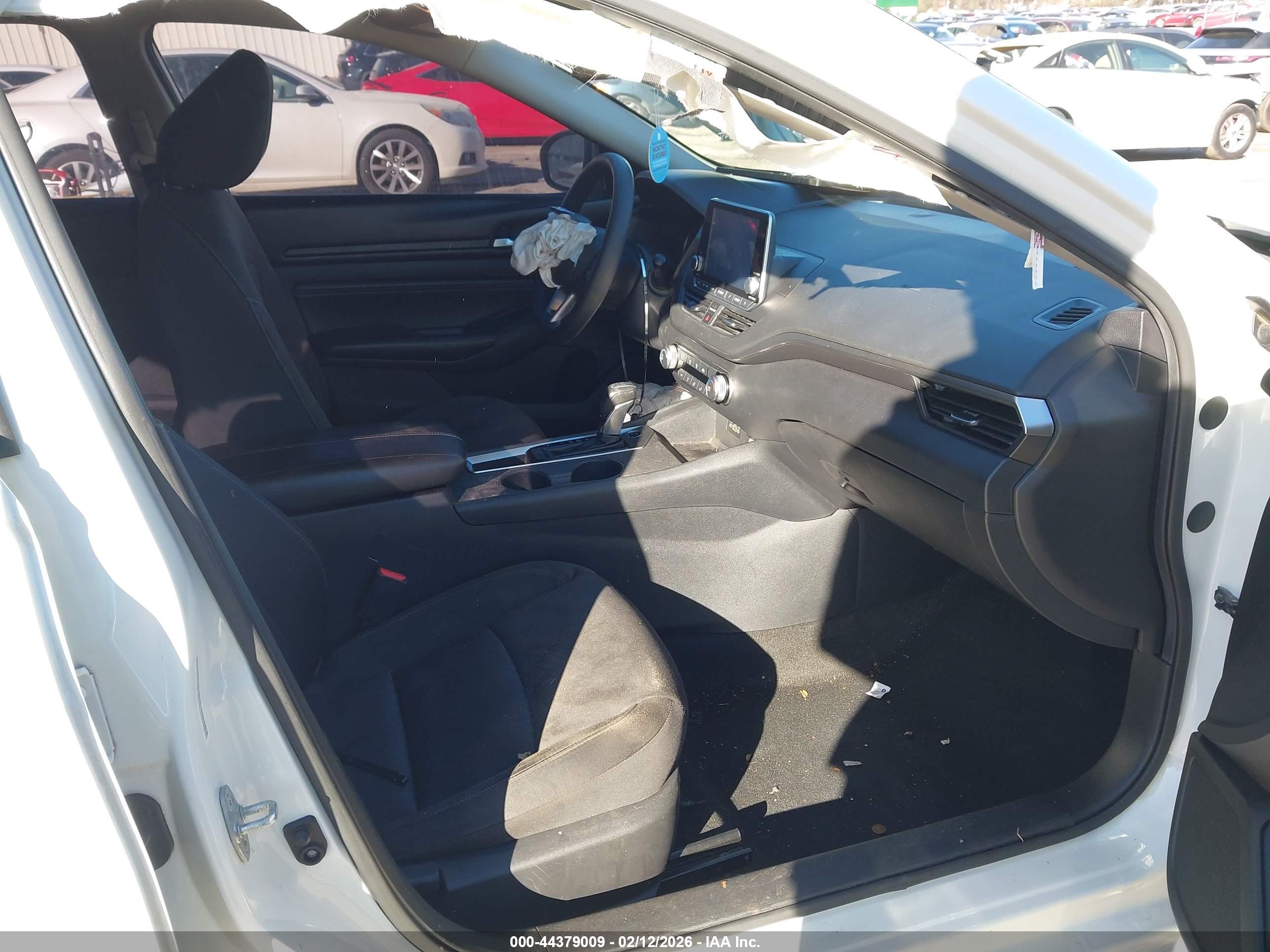 NISSAN ALTIMA image 5