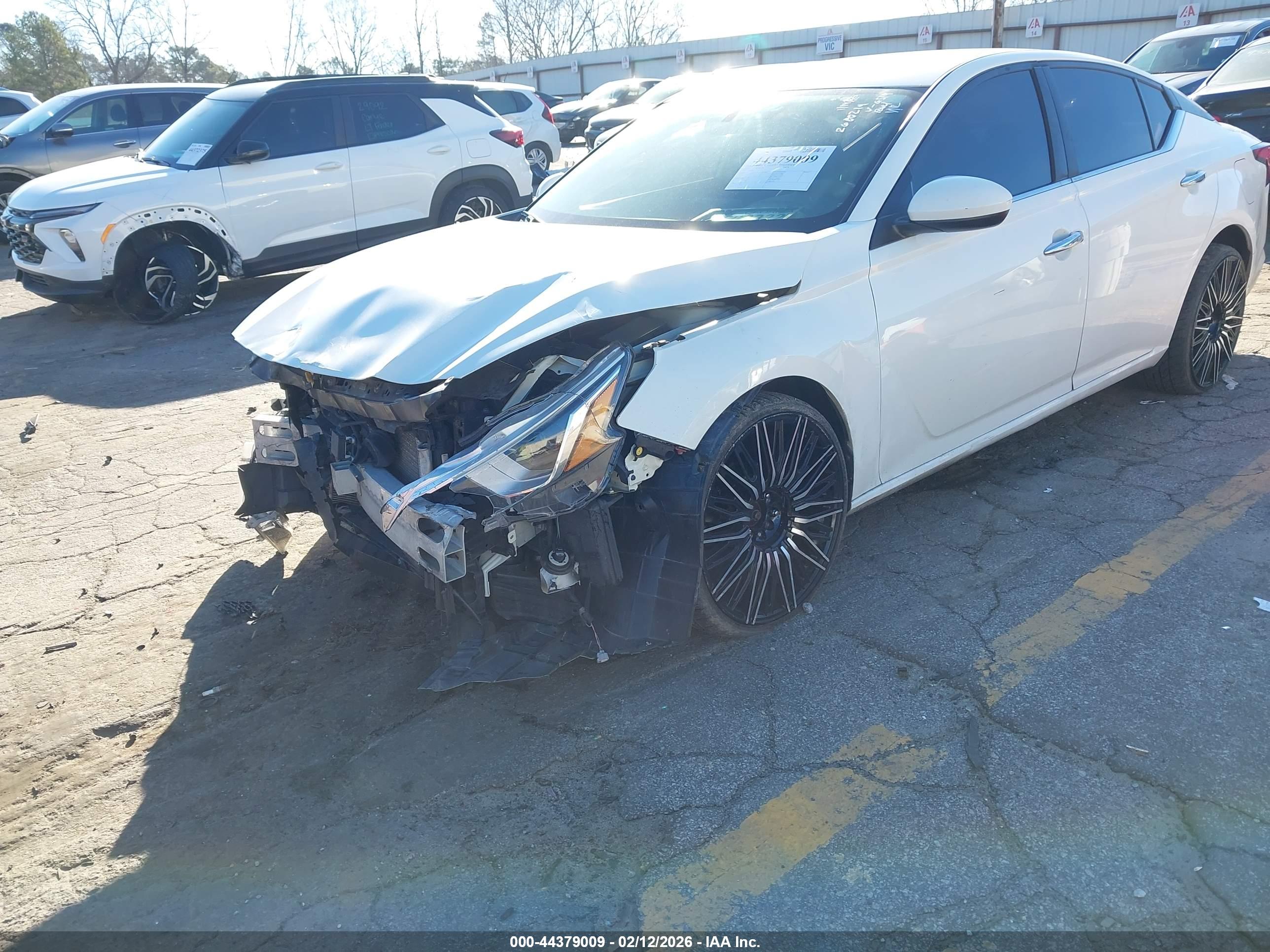 NISSAN ALTIMA image 6