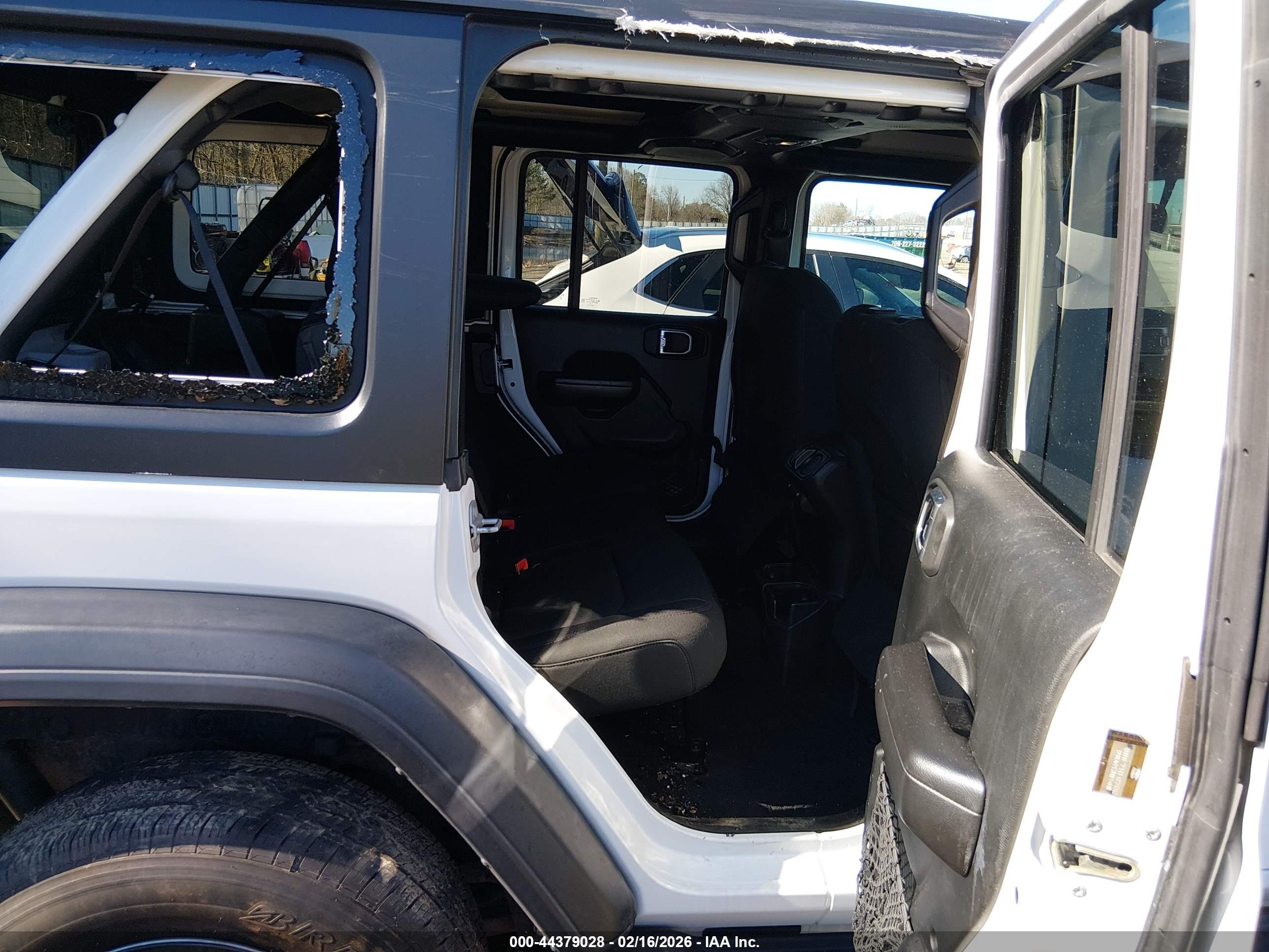 JEEP WRANGLER image 8