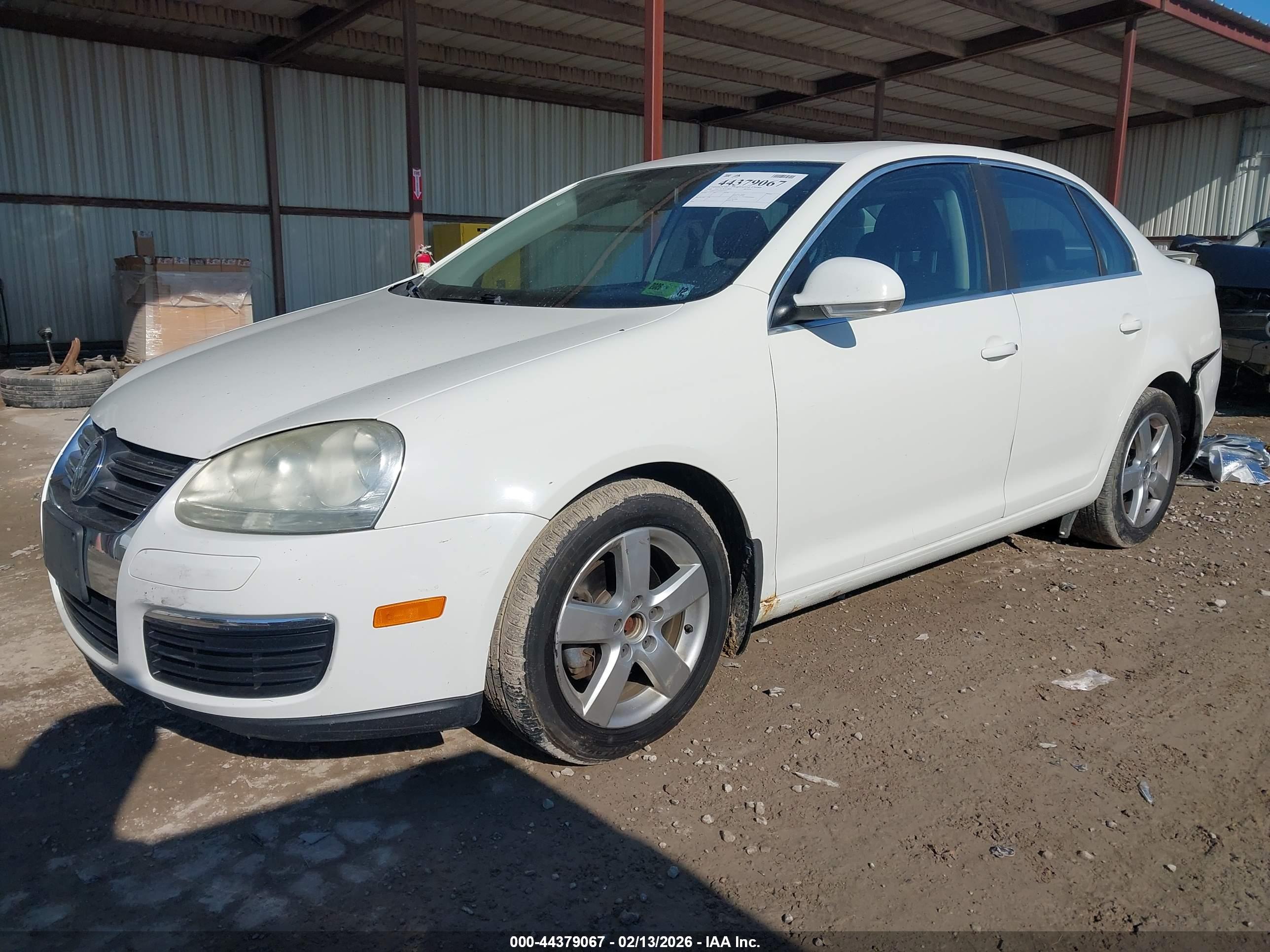 VOLKSWAGEN JETTA image 2