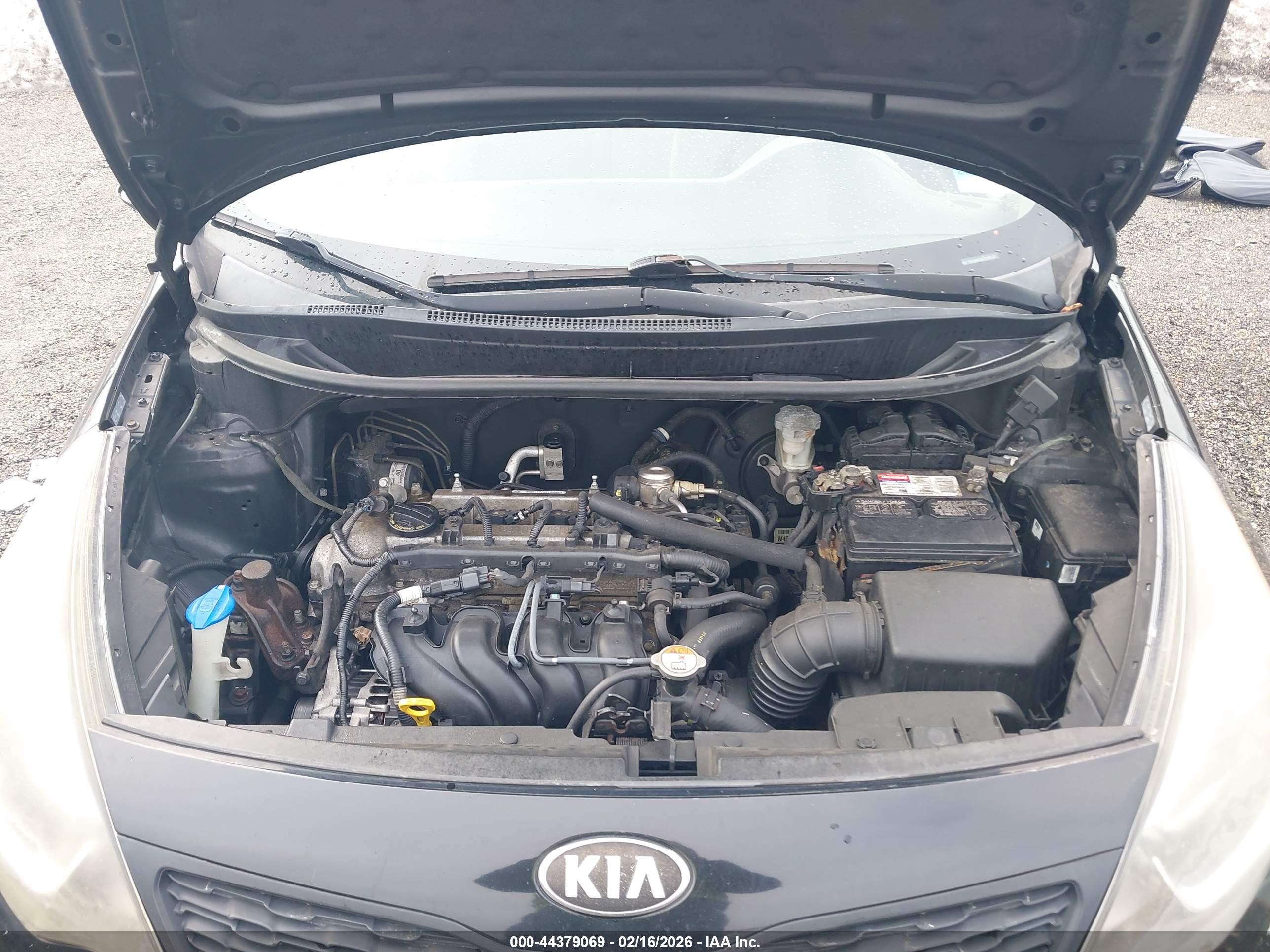 KIA RIO image 10