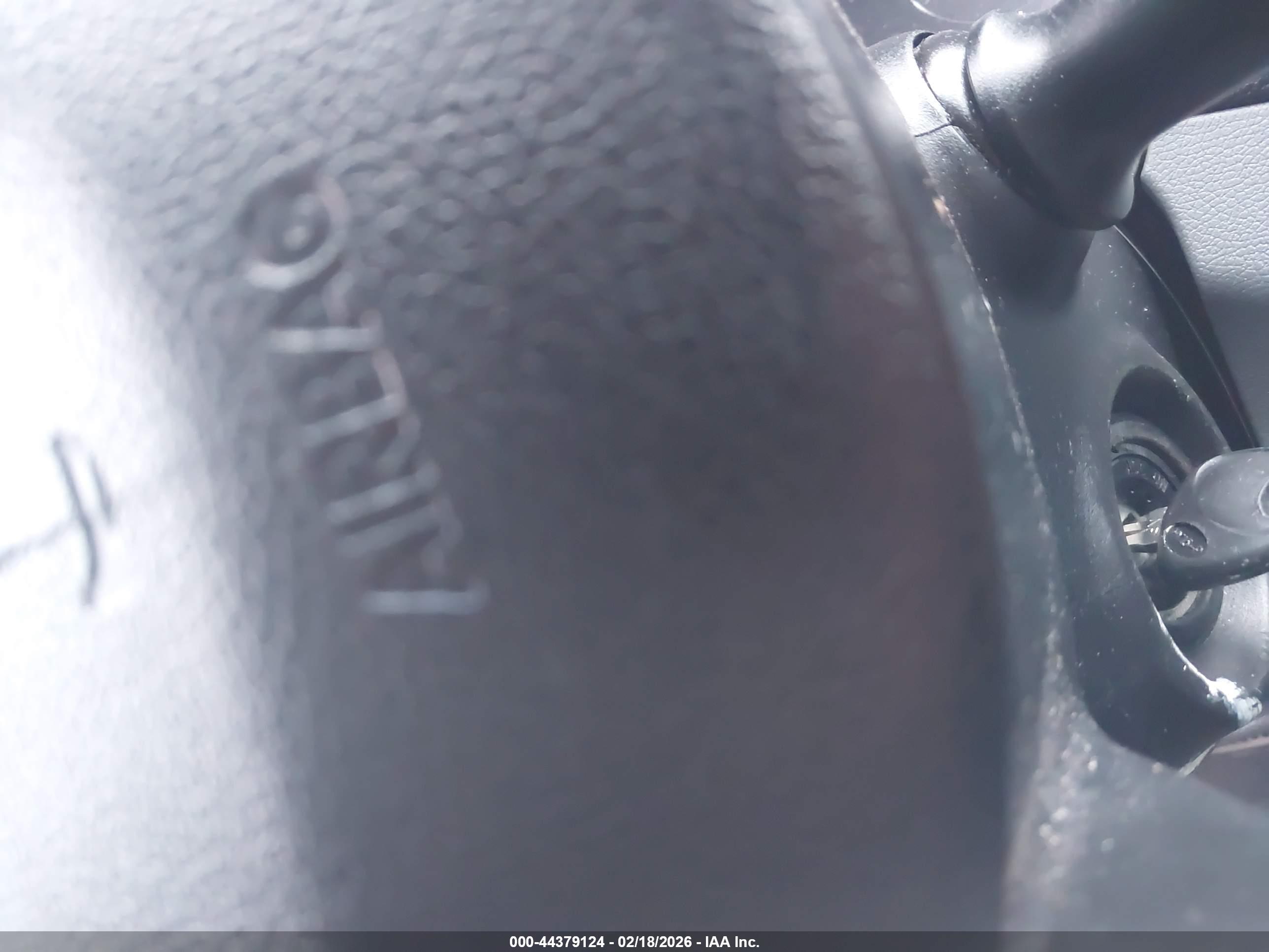 HYUNDAI ELANTRA image 11