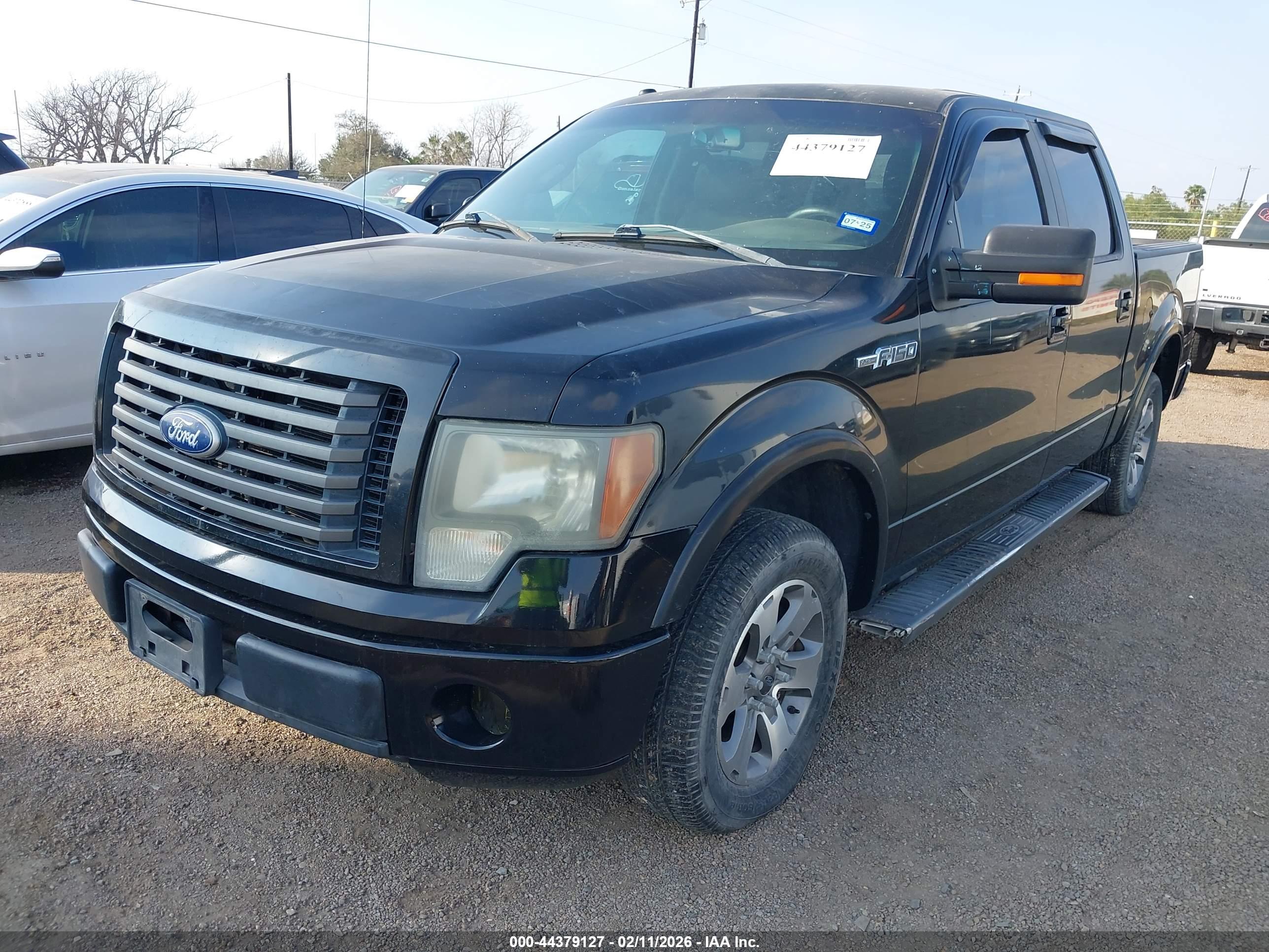 FORD F-150 image 2