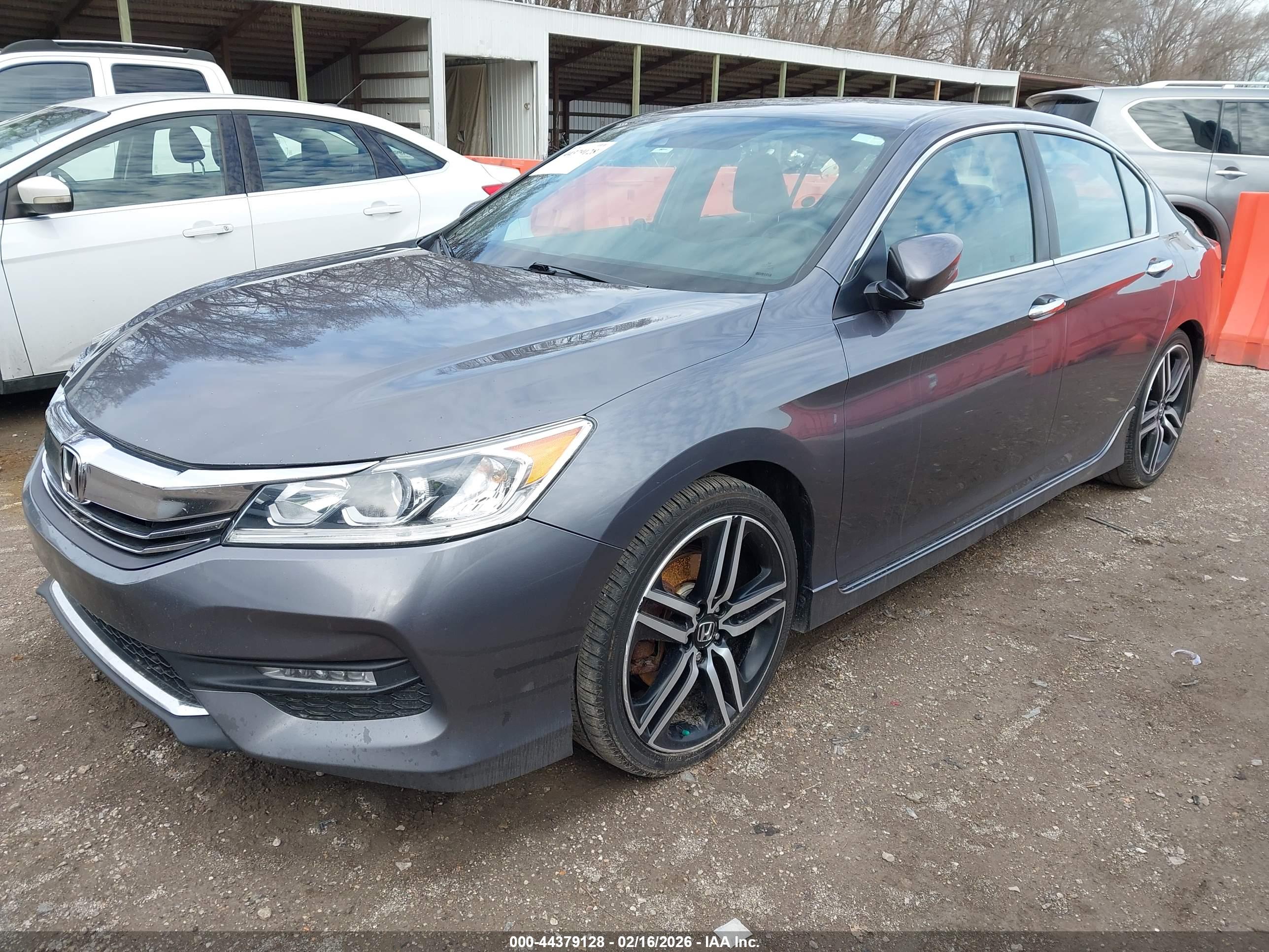 HONDA ACCORD image 2