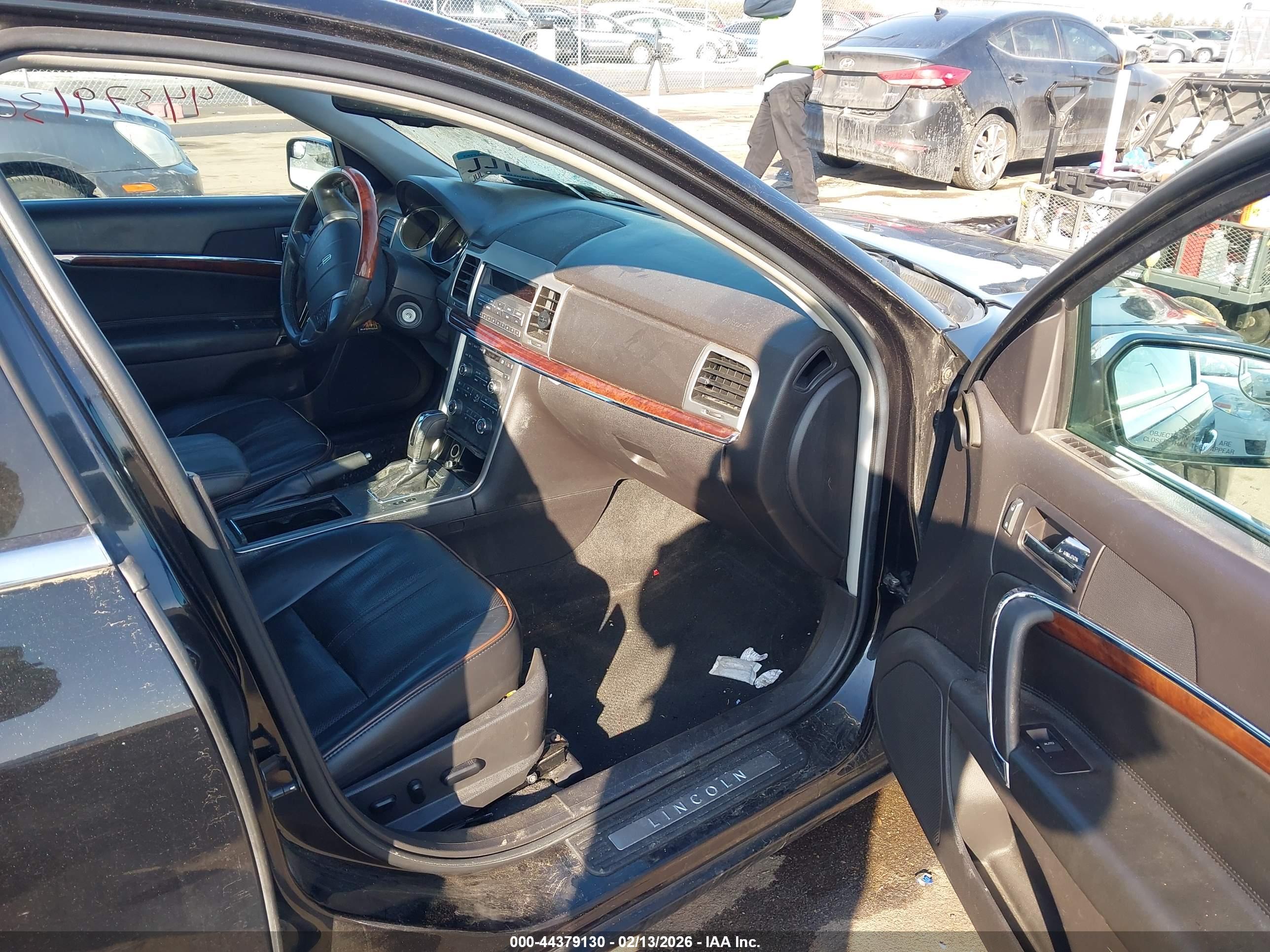 LINCOLN MKZ image 5