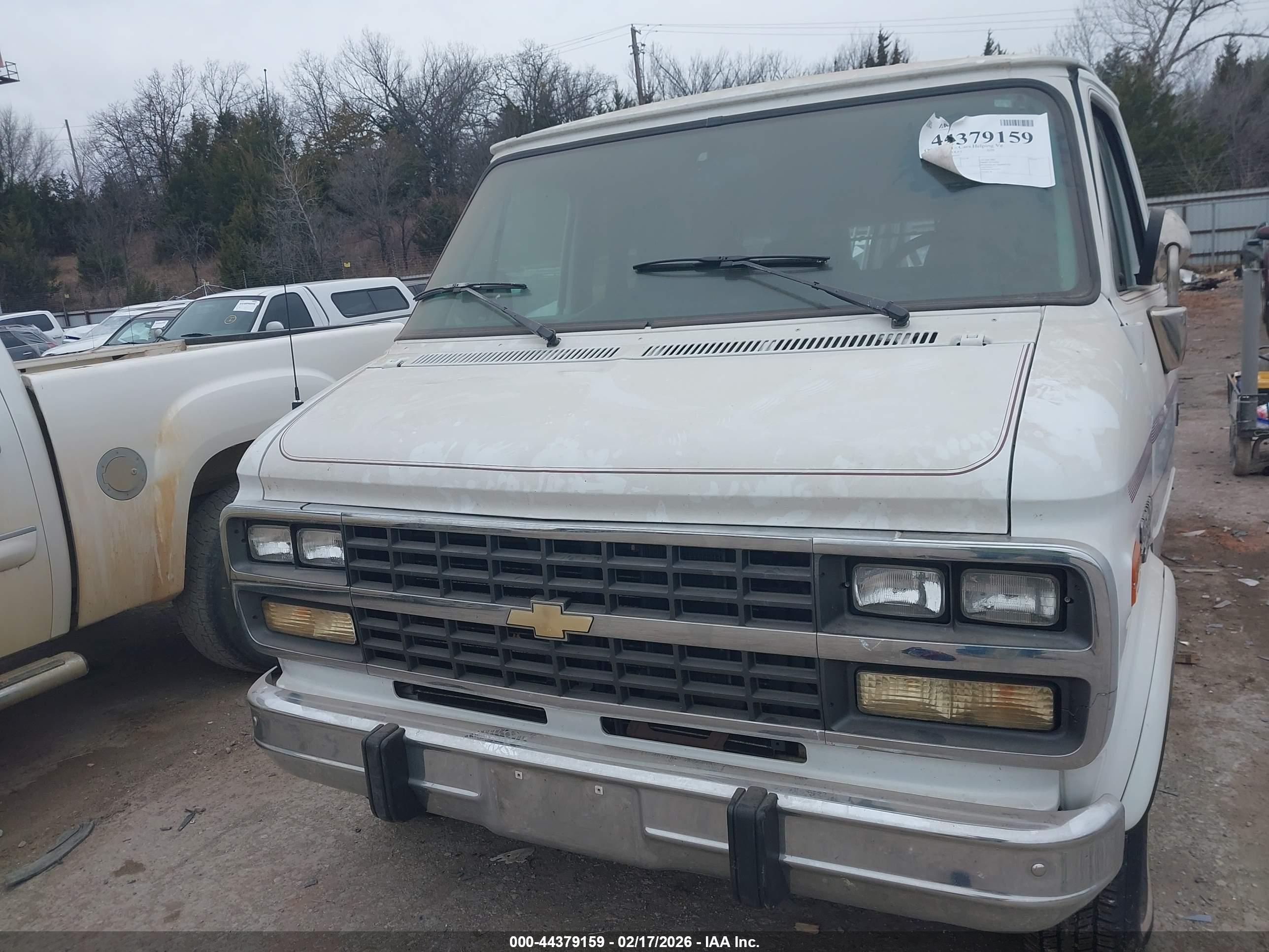 CHEVROLET G20 image 6
