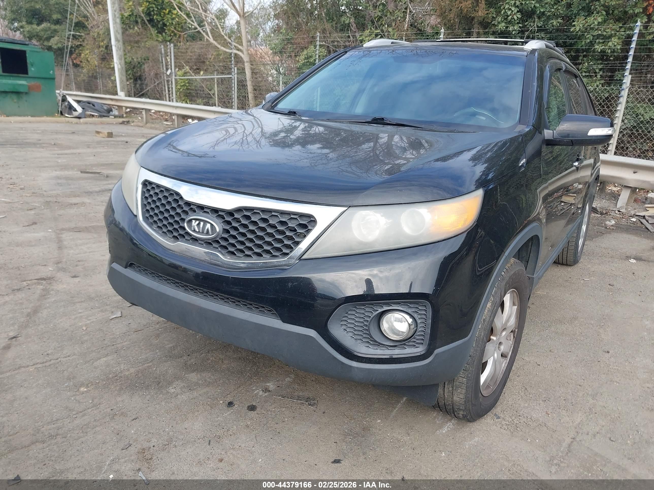 KIA SORENTO image 6