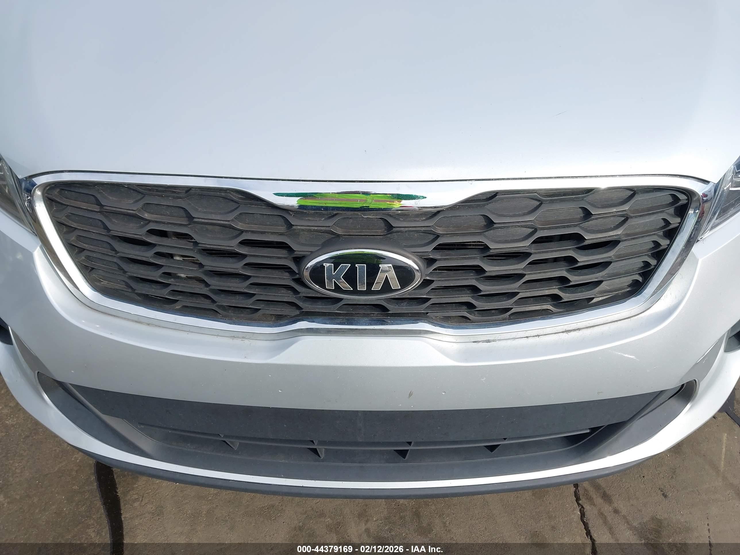 KIA SORENTO image 6