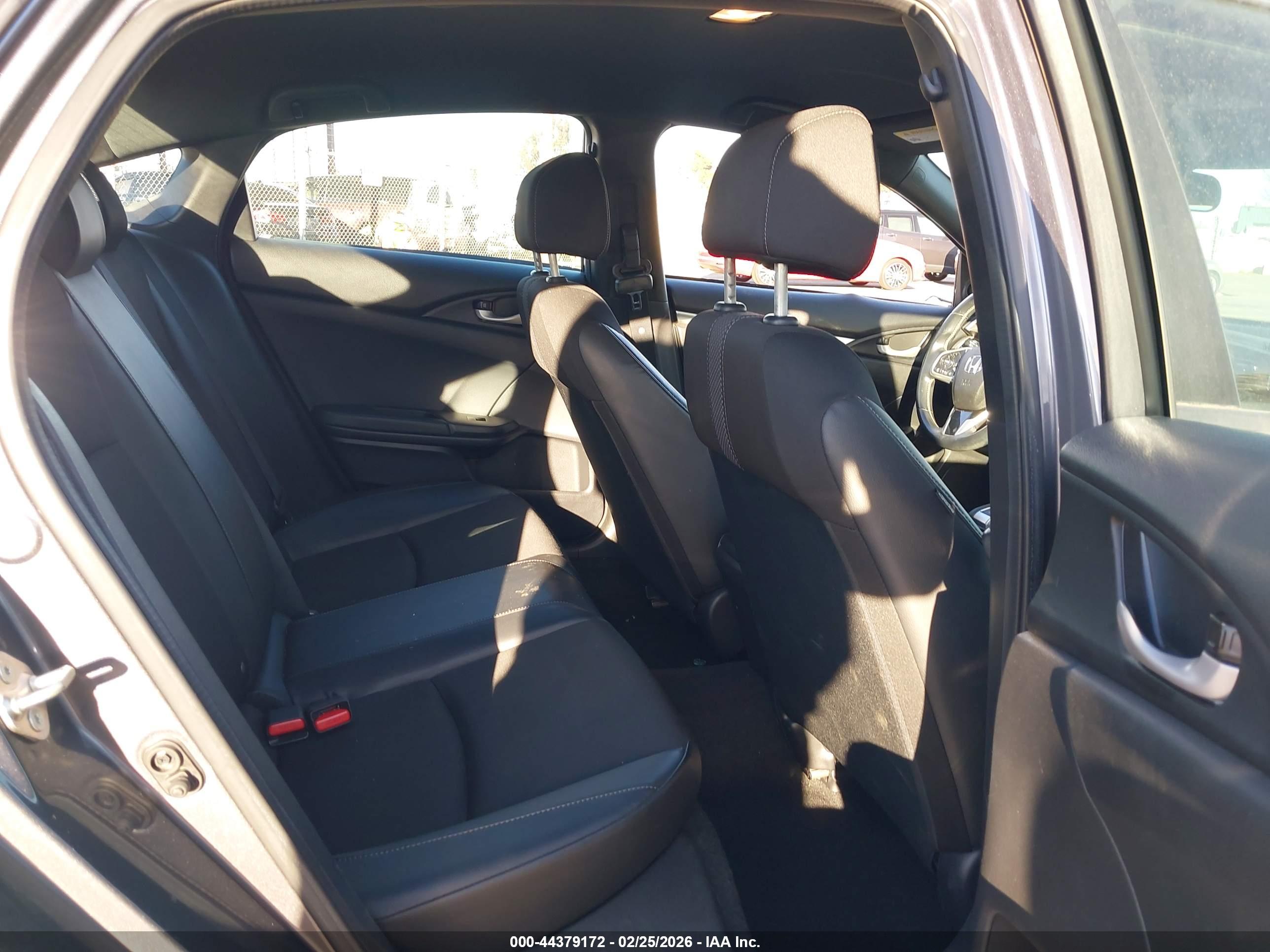 HONDA CIVIC image 8