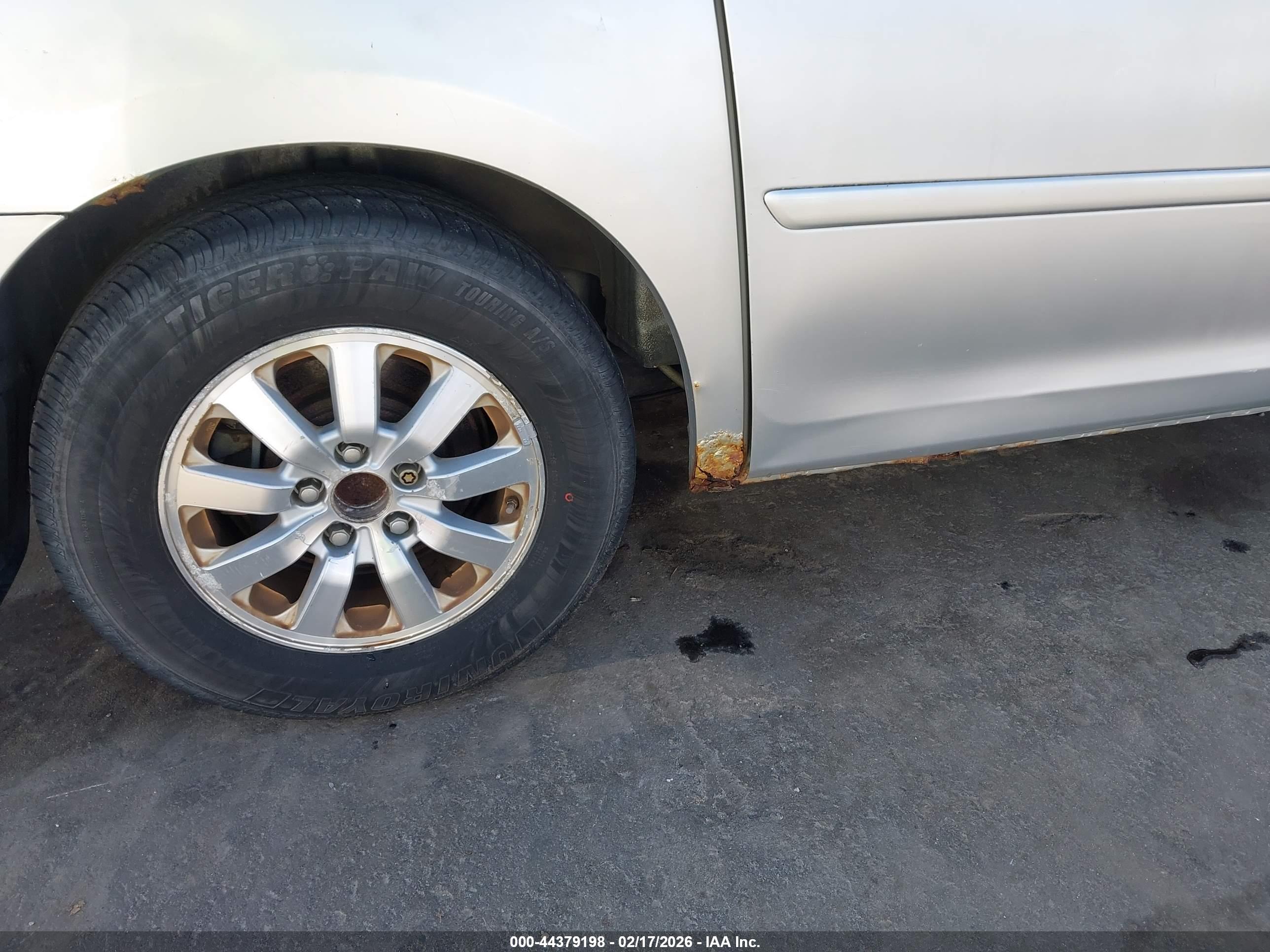 HONDA ODYSSEY image 6