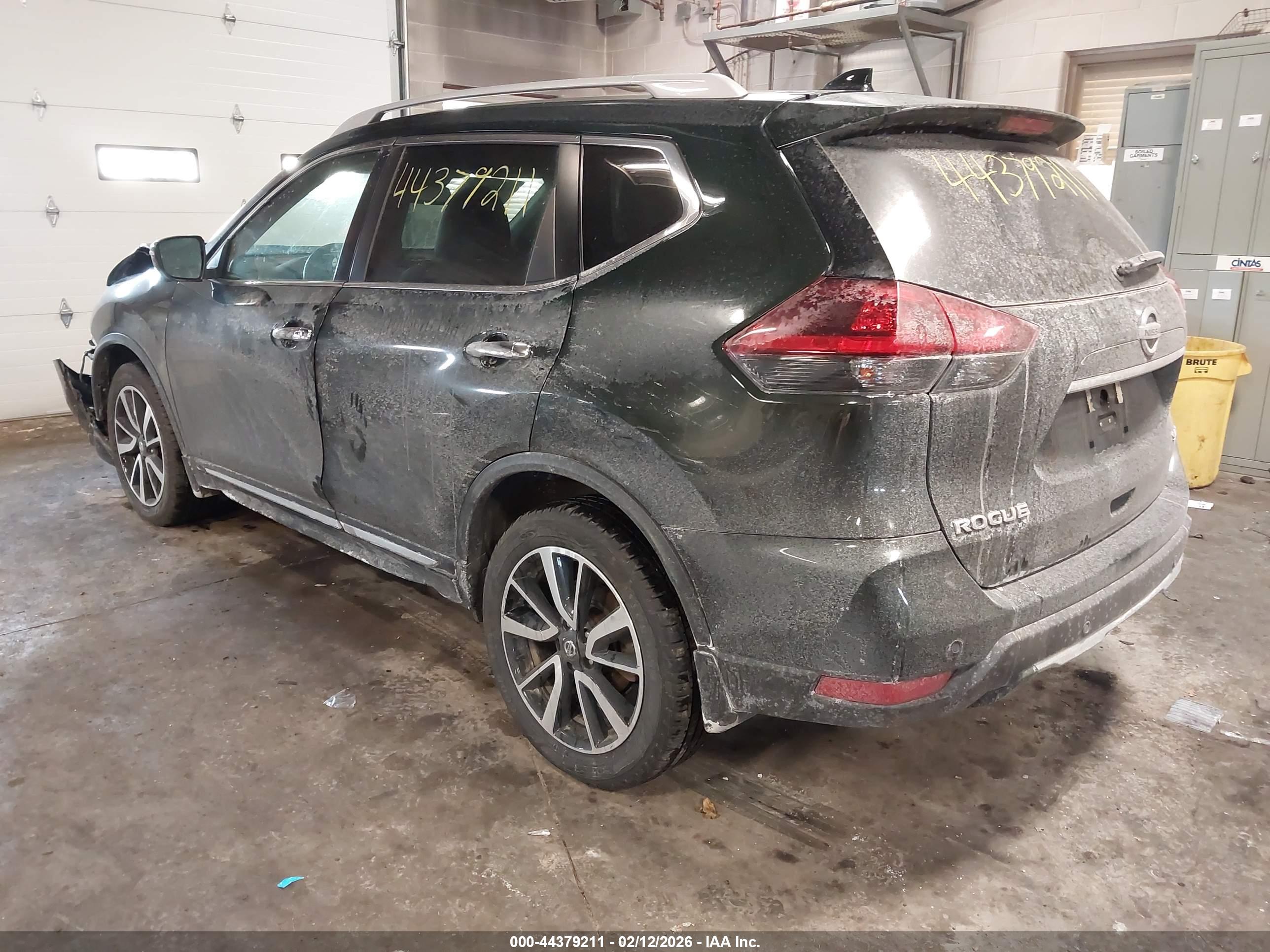 NISSAN ROGUE image 3