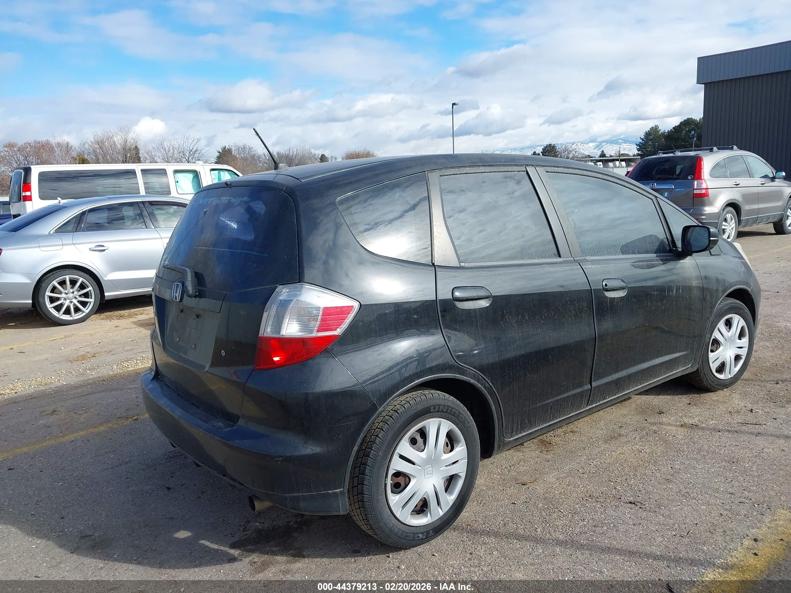 HONDA FIT image 4