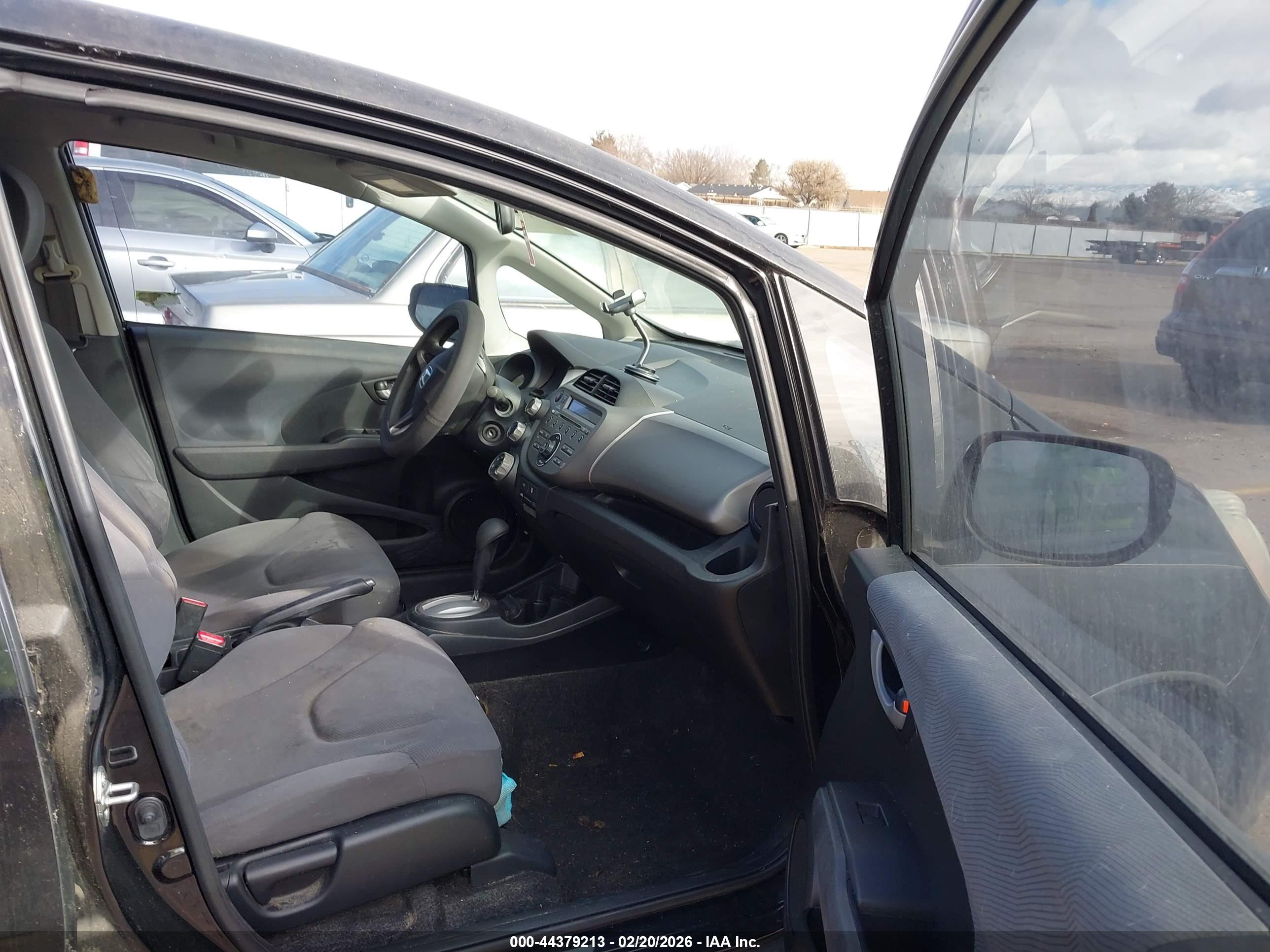 HONDA FIT image 5