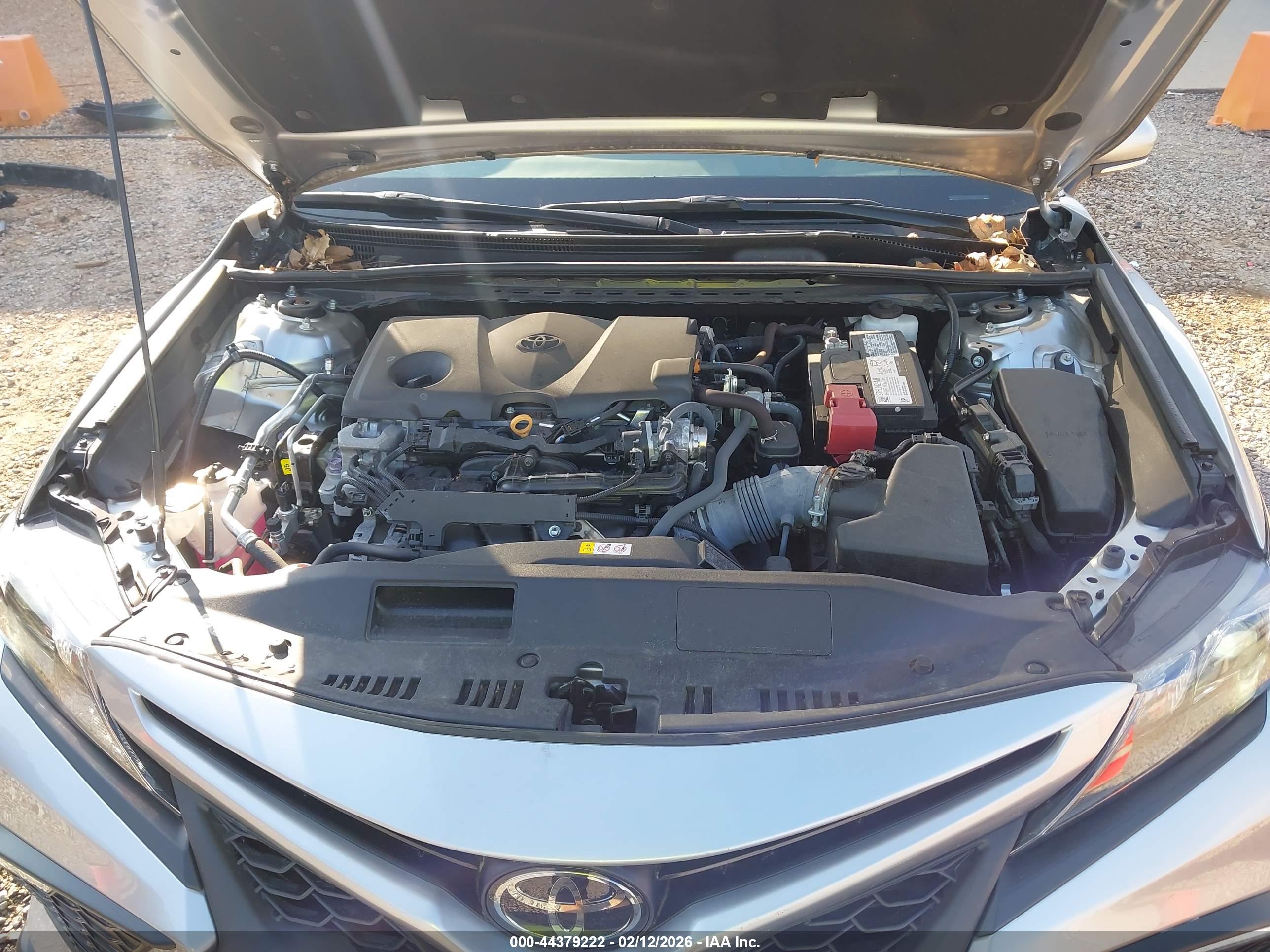 TOYOTA CAMRY image 10