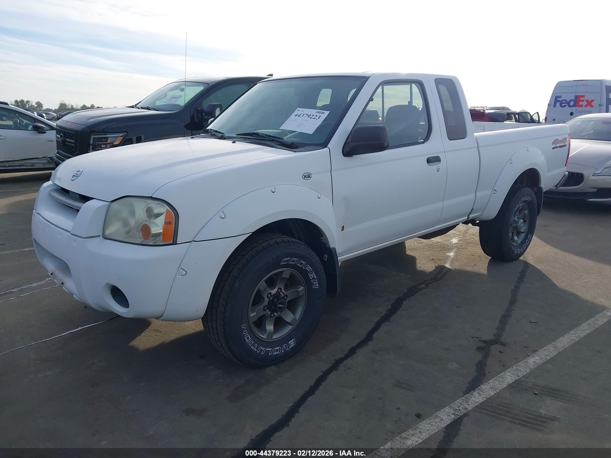 NISSAN FRONTIER image 2