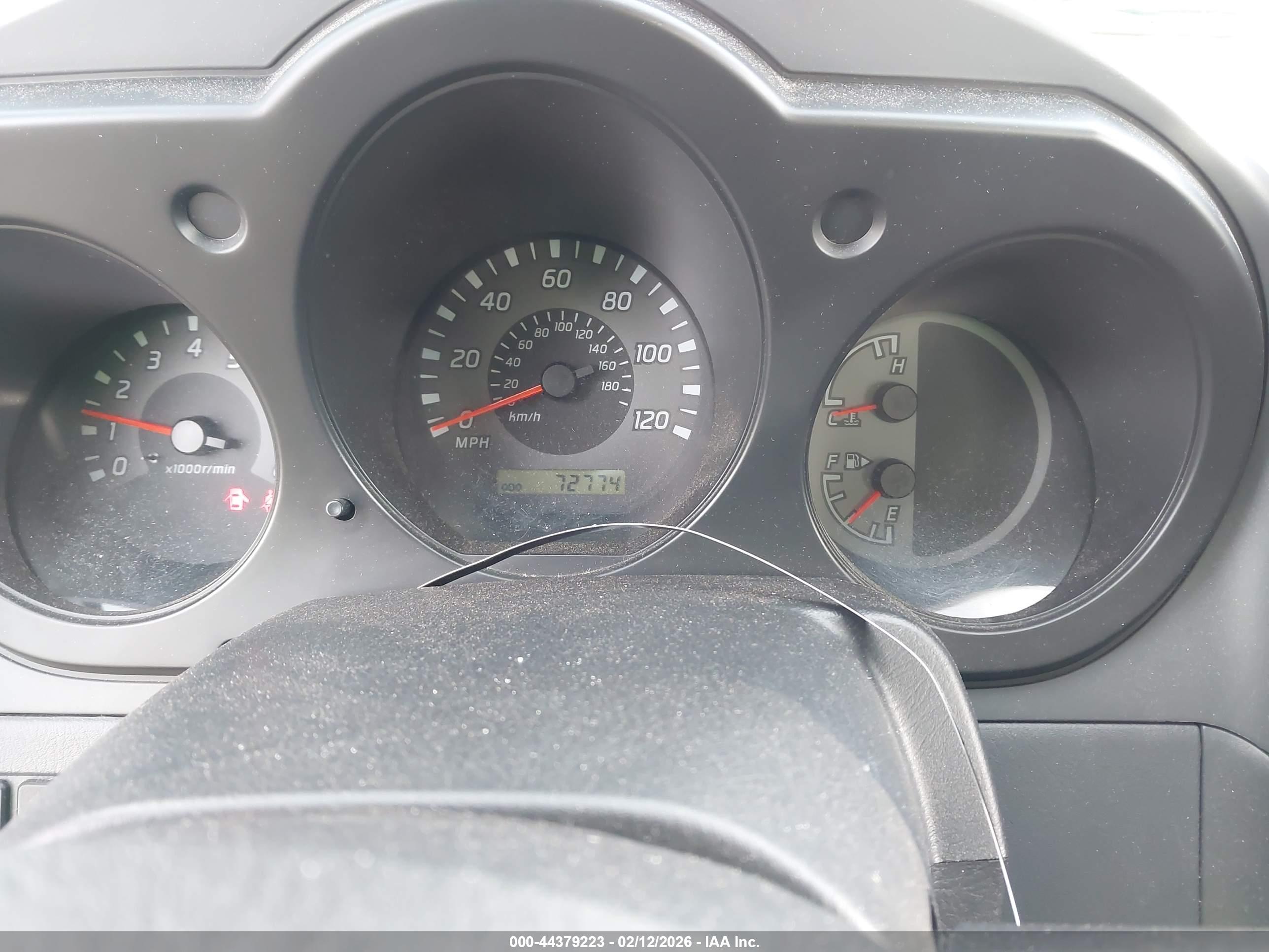 NISSAN FRONTIER image 7