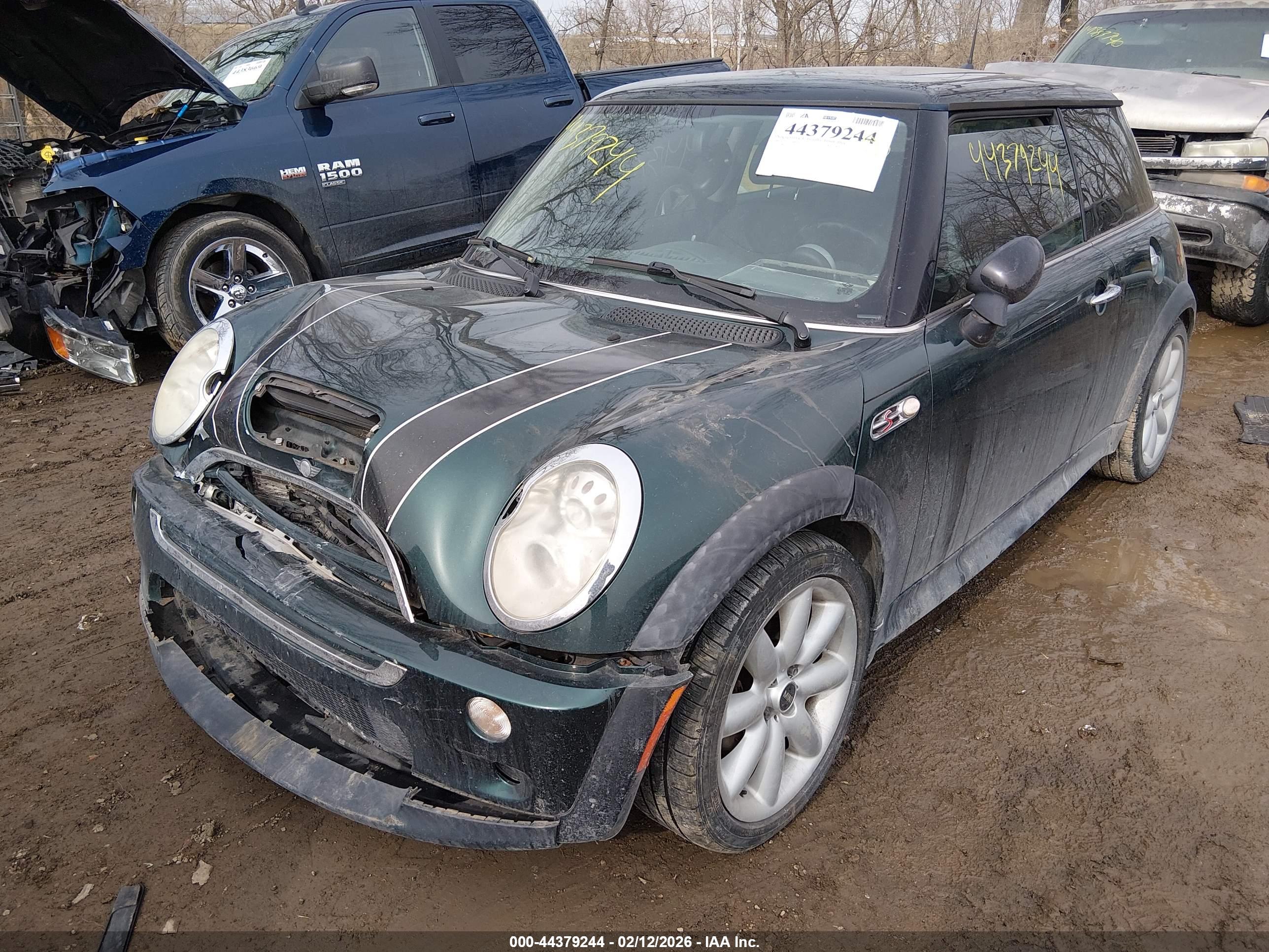 MINI COOPER image 6