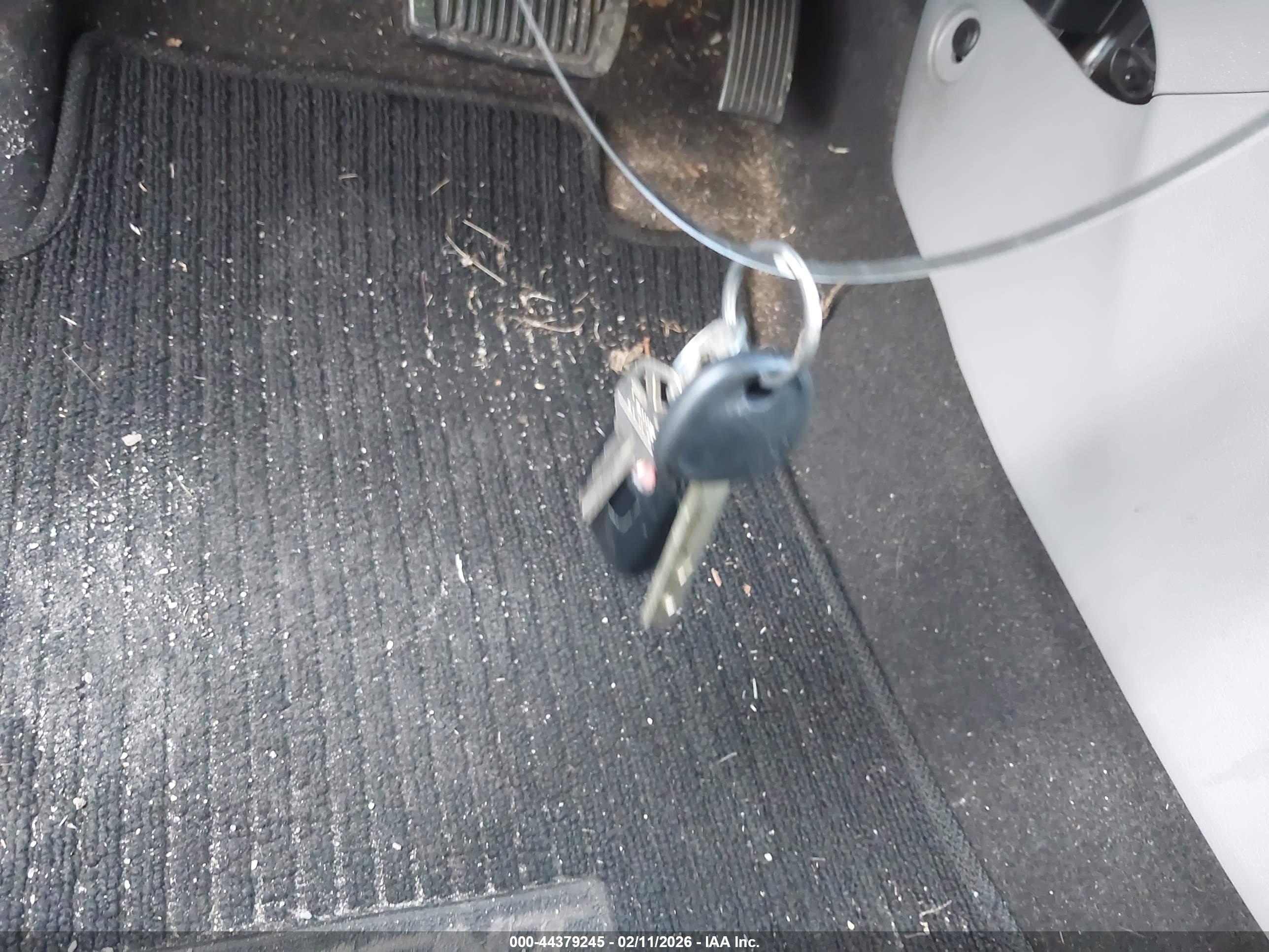 HYUNDAI ACCENT image 11