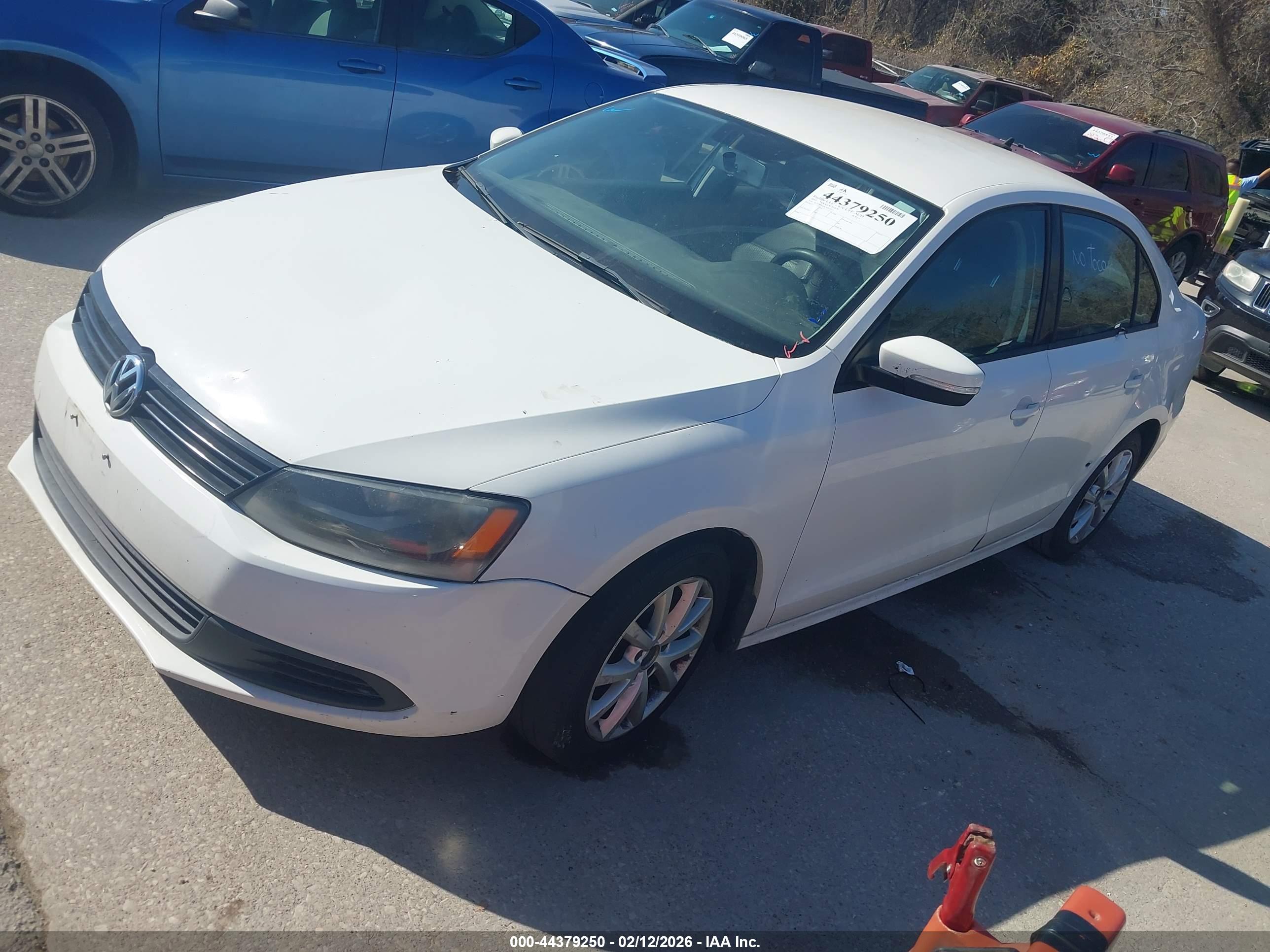 VOLKSWAGEN JETTA image 2