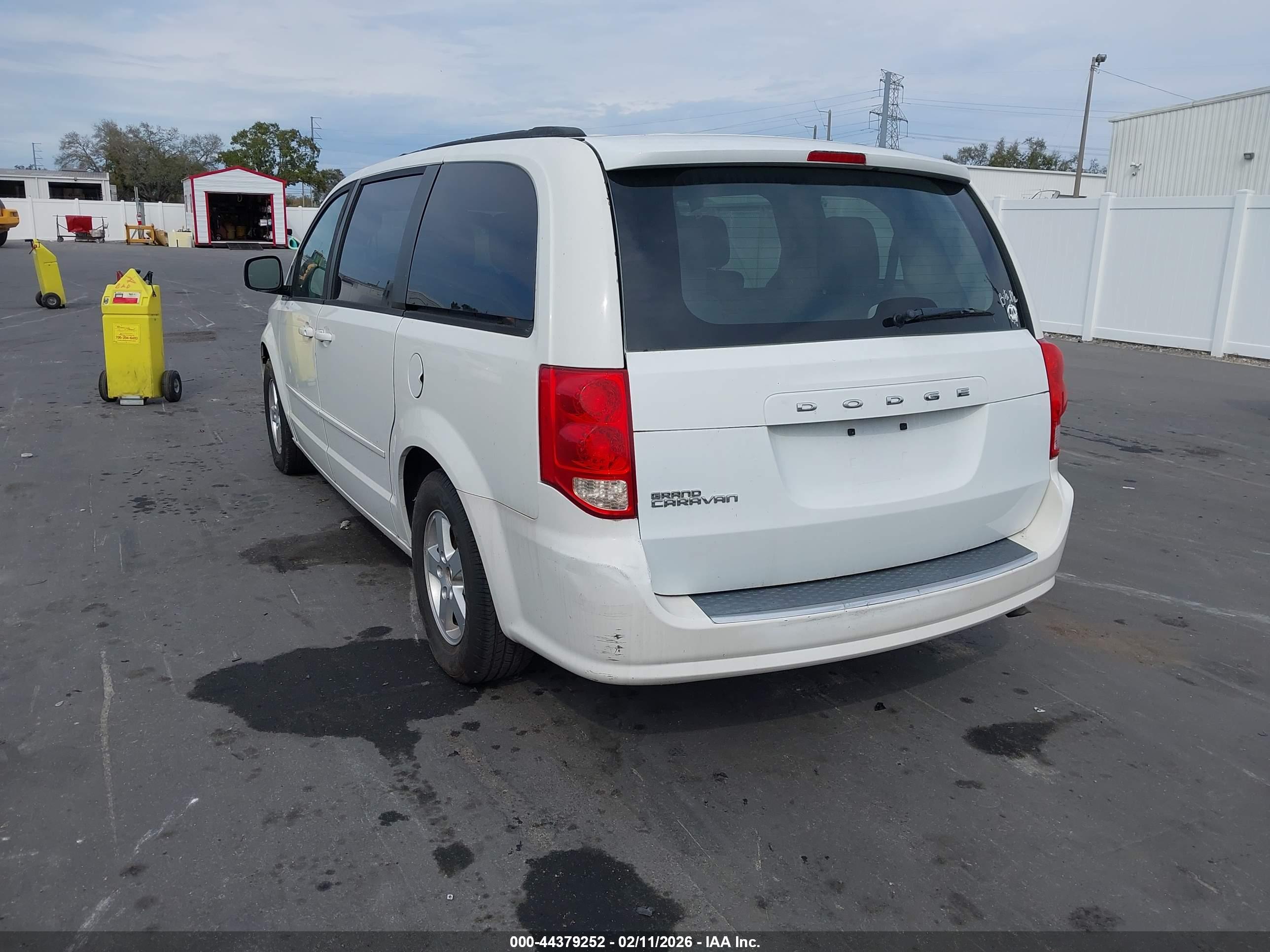 DODGE GRAND image 3