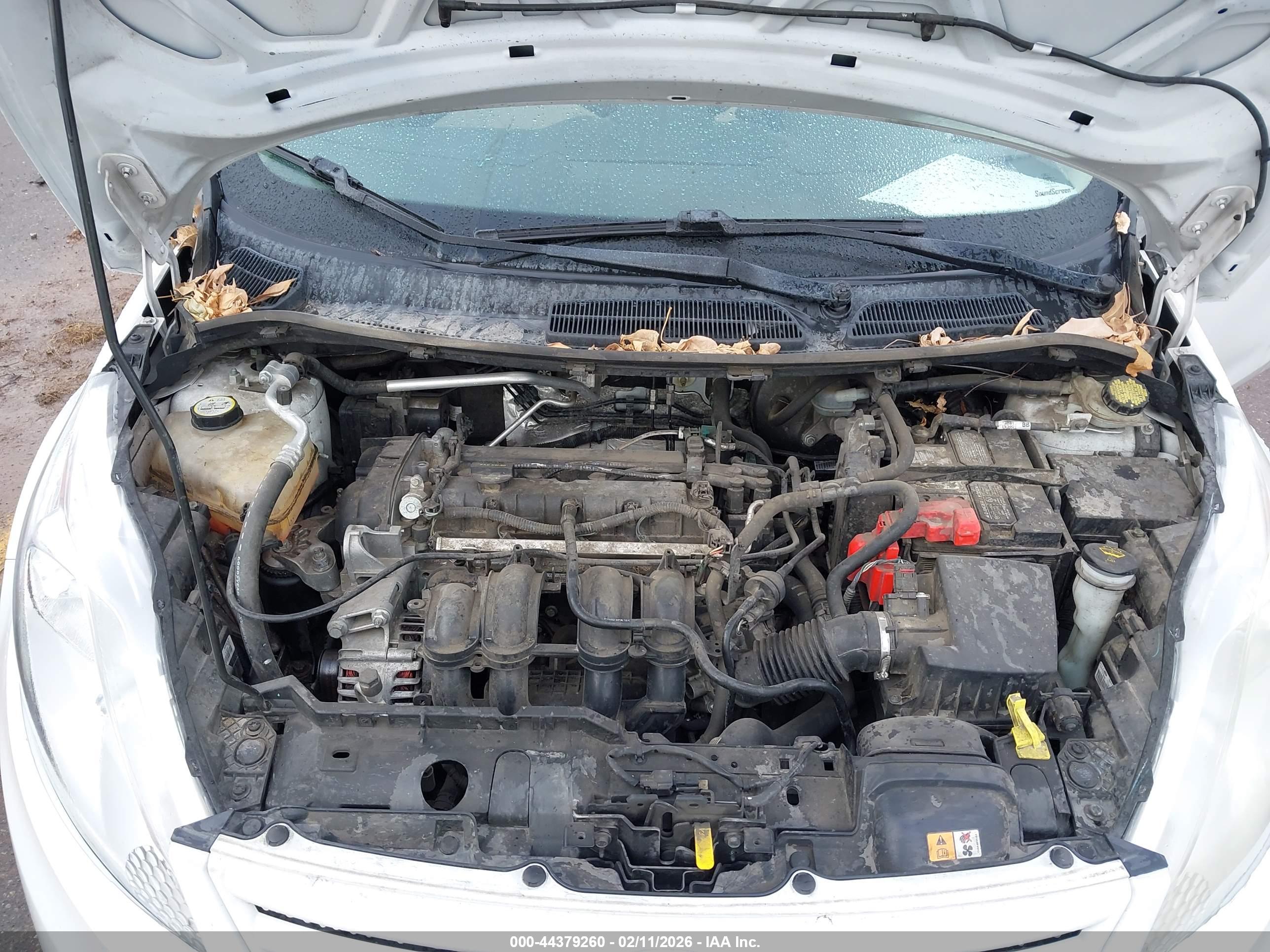 FORD FIESTA image 10