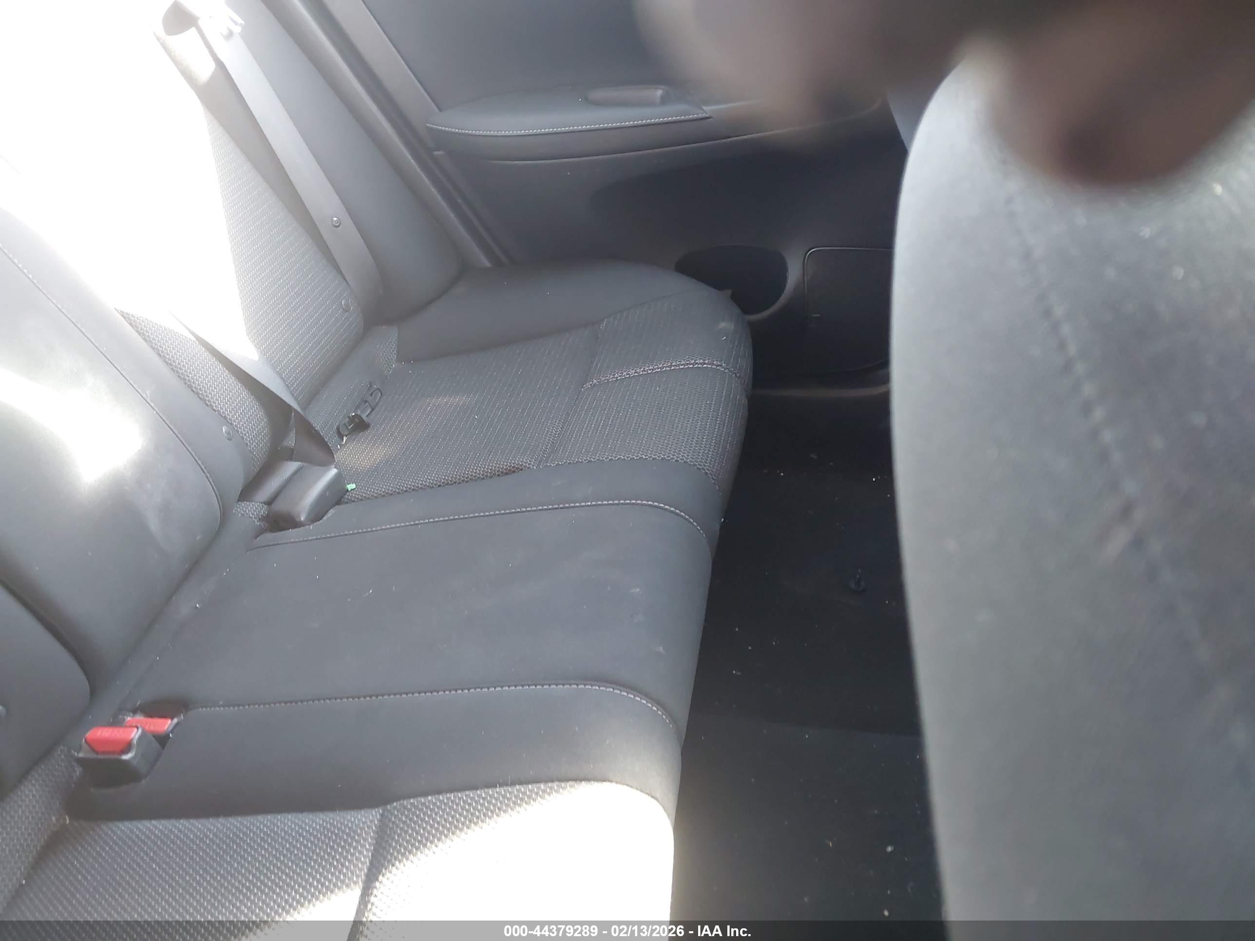 NISSAN SENTRA image 8
