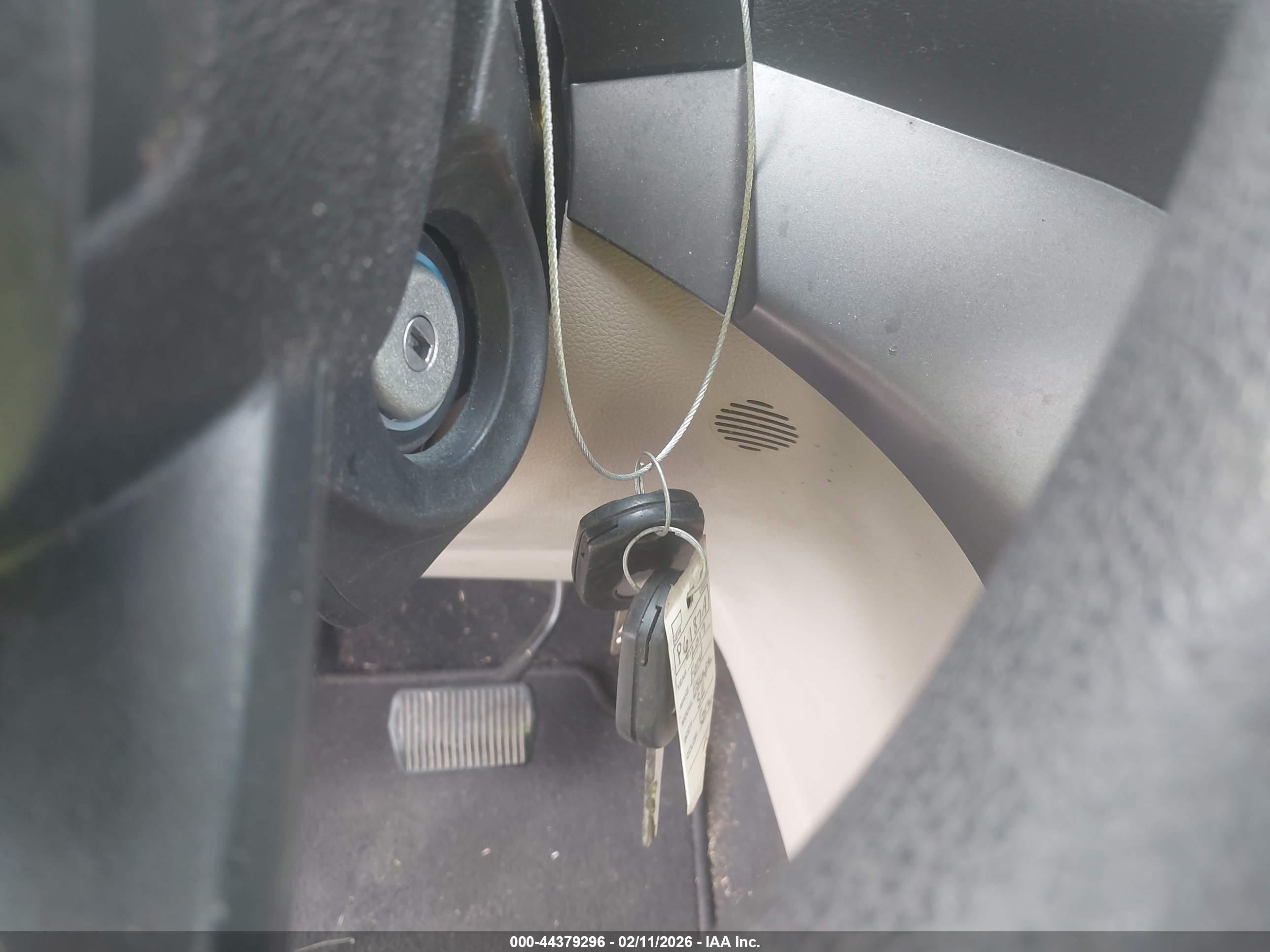 FORD ESCAPE image 11