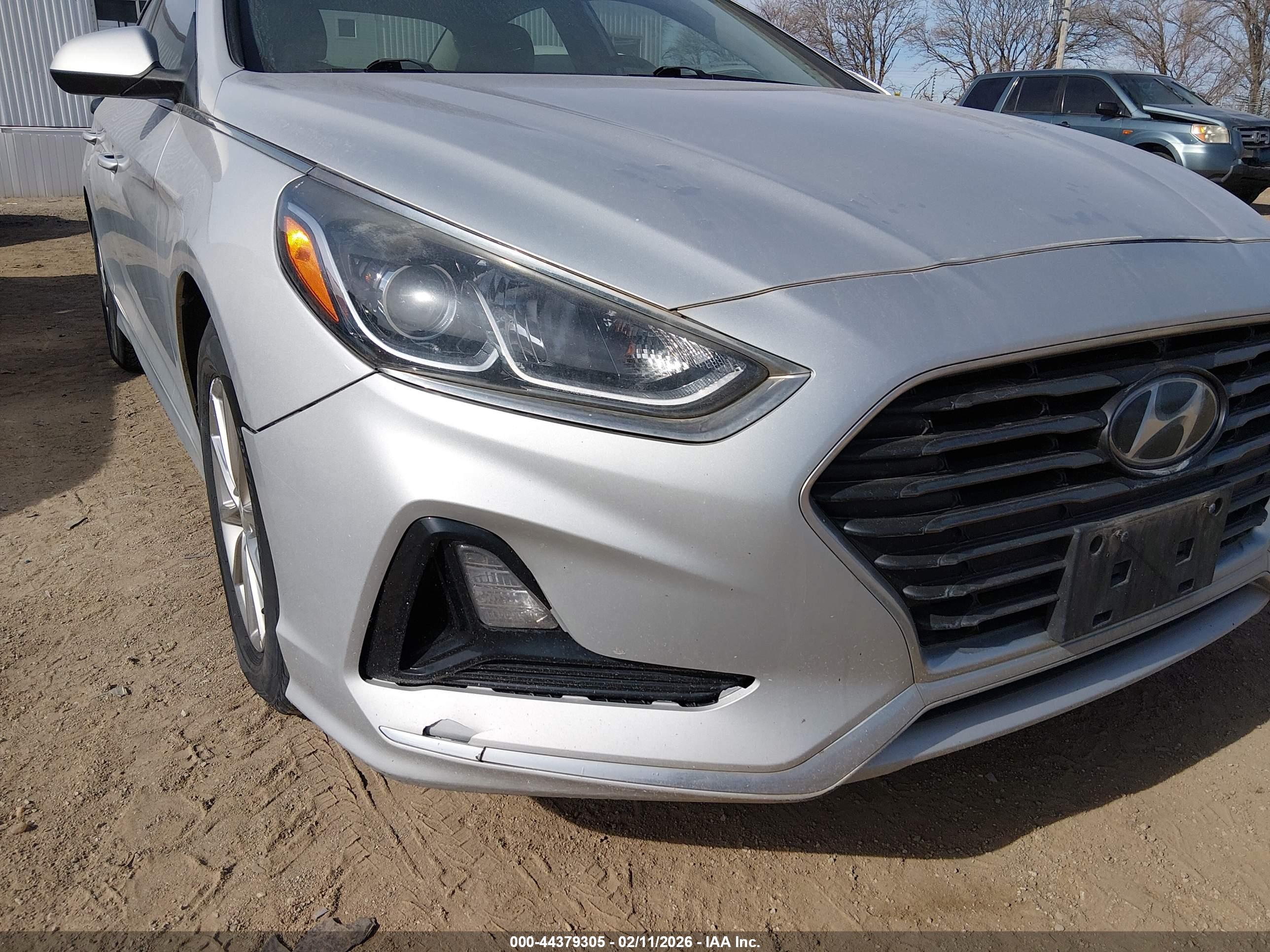 HYUNDAI SONATA image 6
