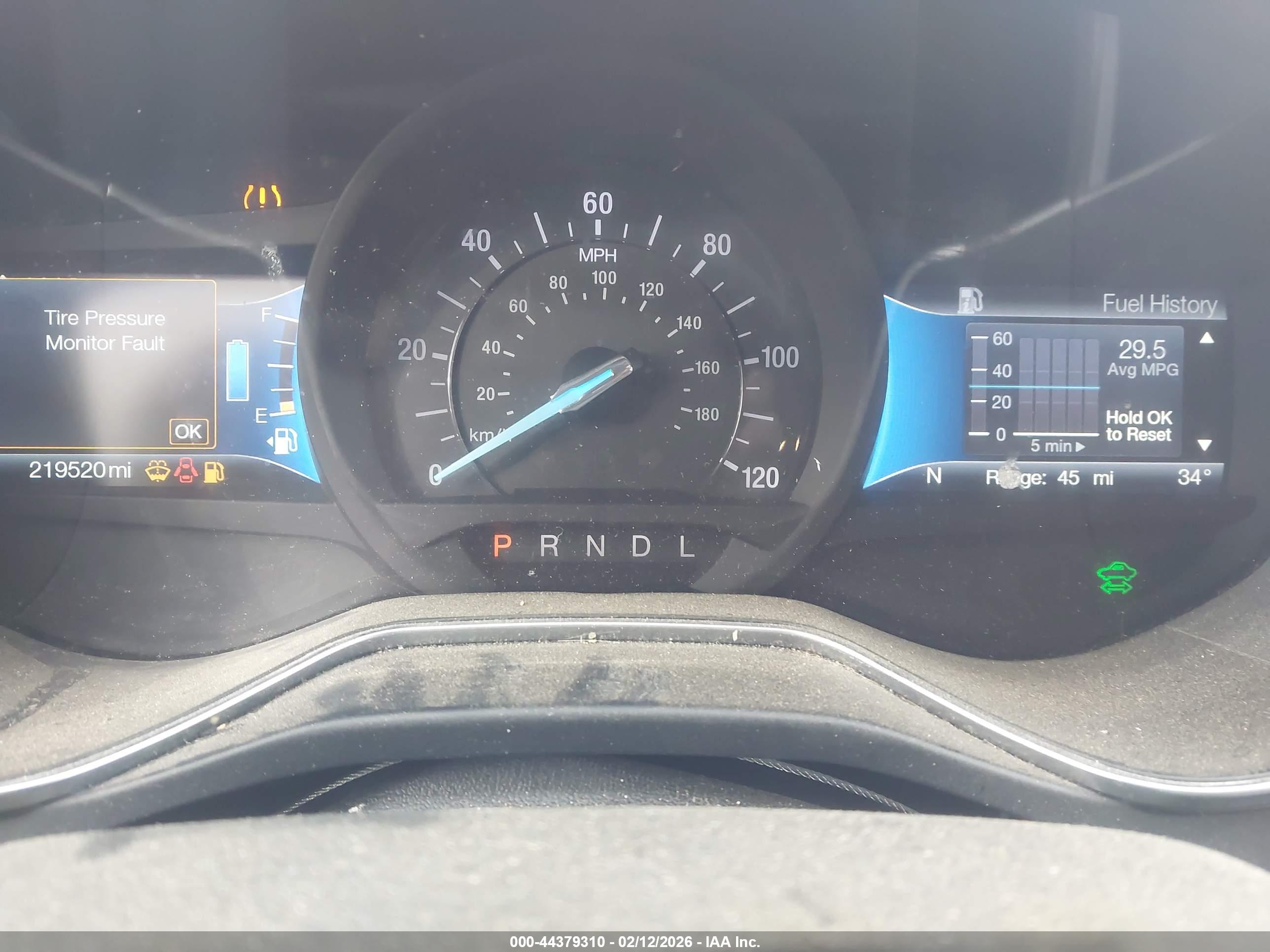 FORD FUSION image 7