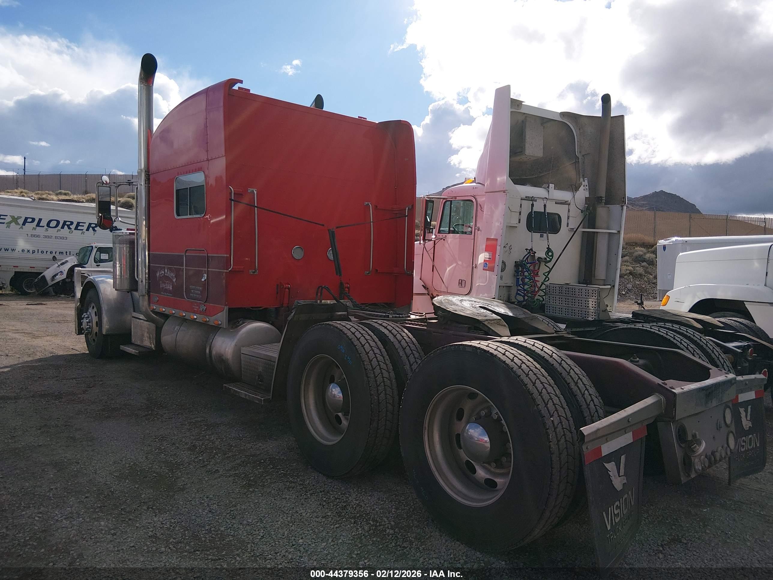 PETERBILT 379 image 3