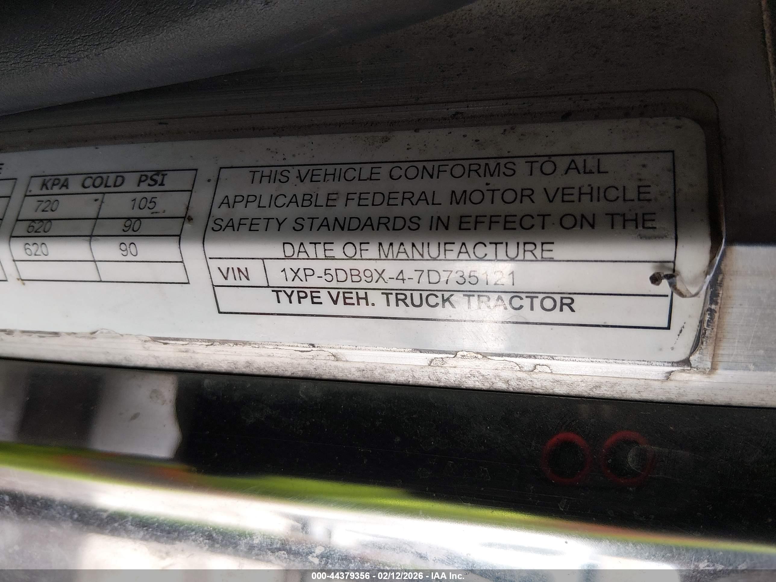PETERBILT 379 image 9