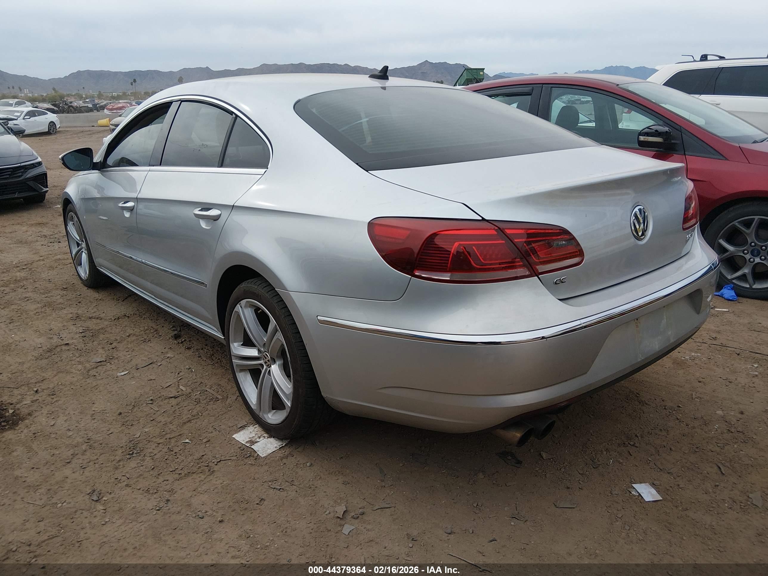 VOLKSWAGEN CC image 3