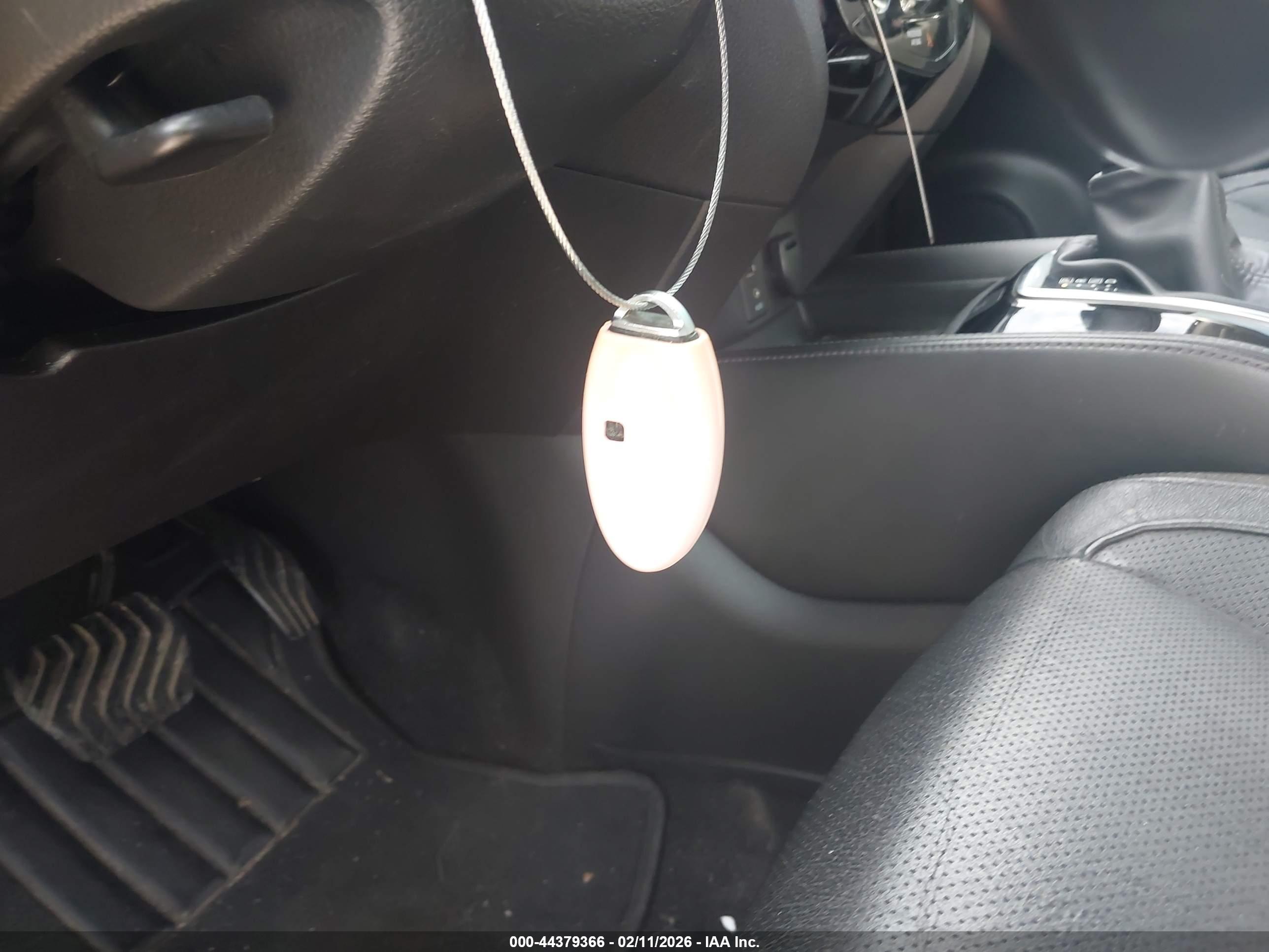 NISSAN ROGUE image 11