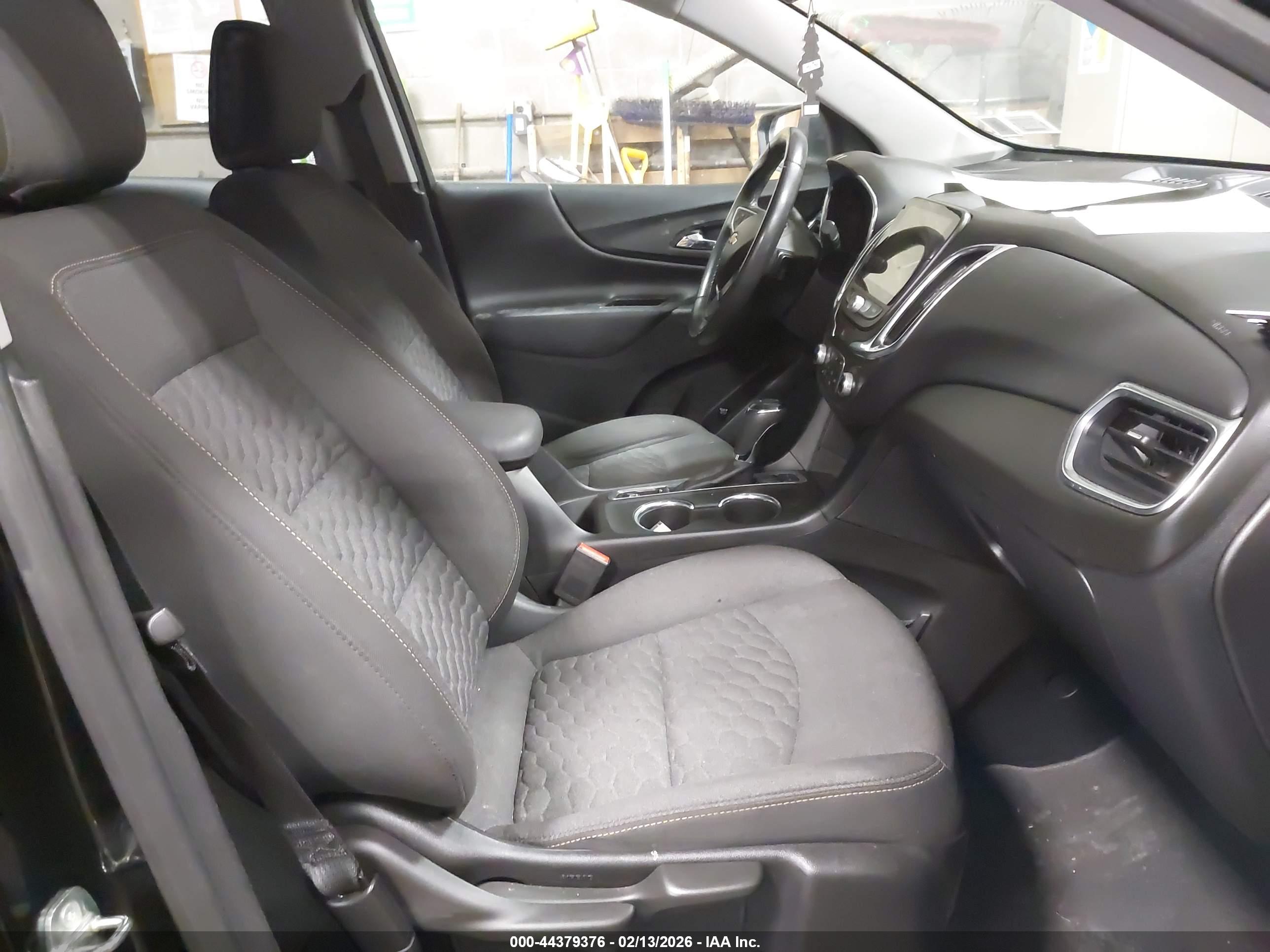 CHEVROLET EQUINOX image 5