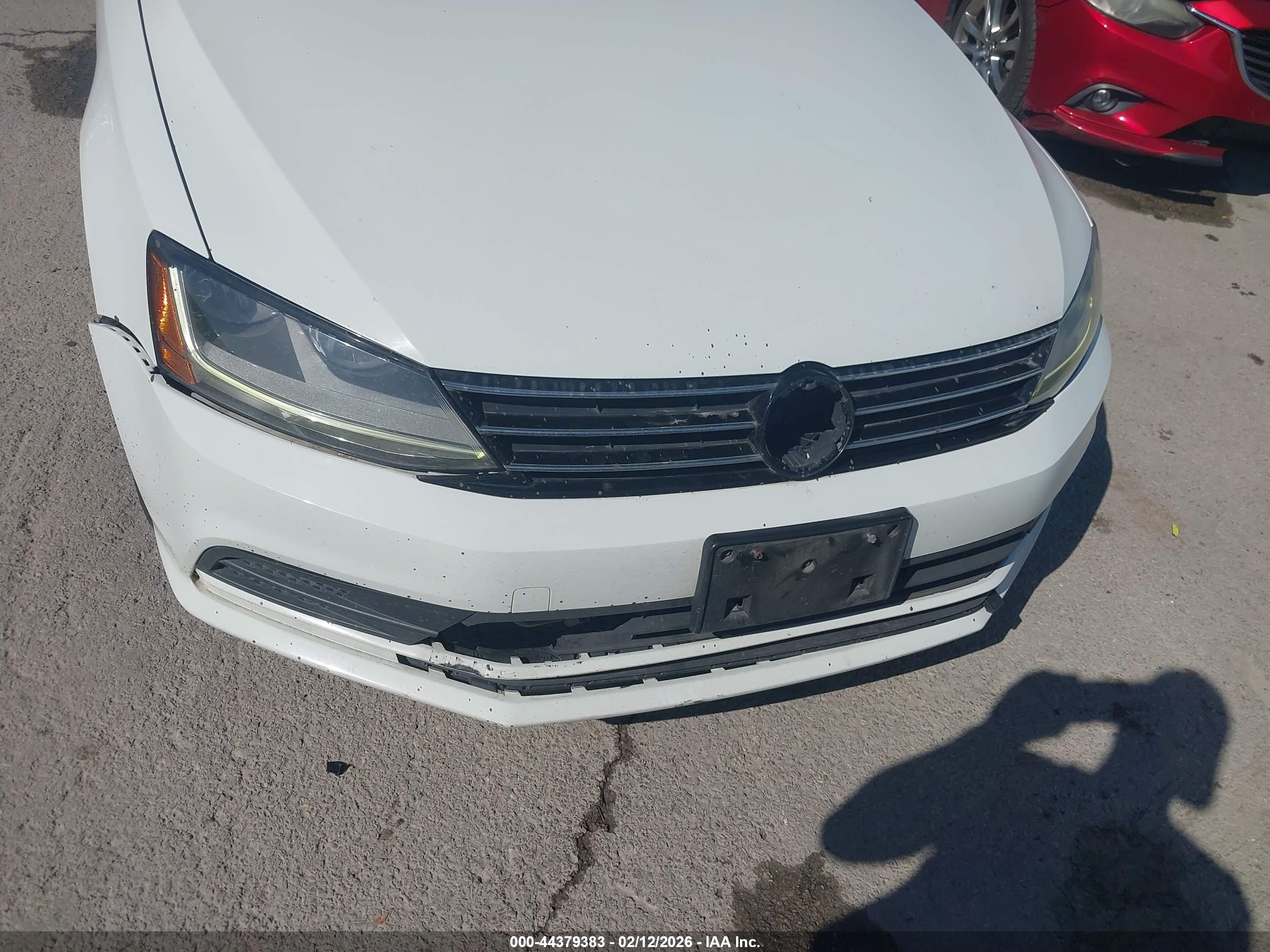 VOLKSWAGEN JETTA image 6