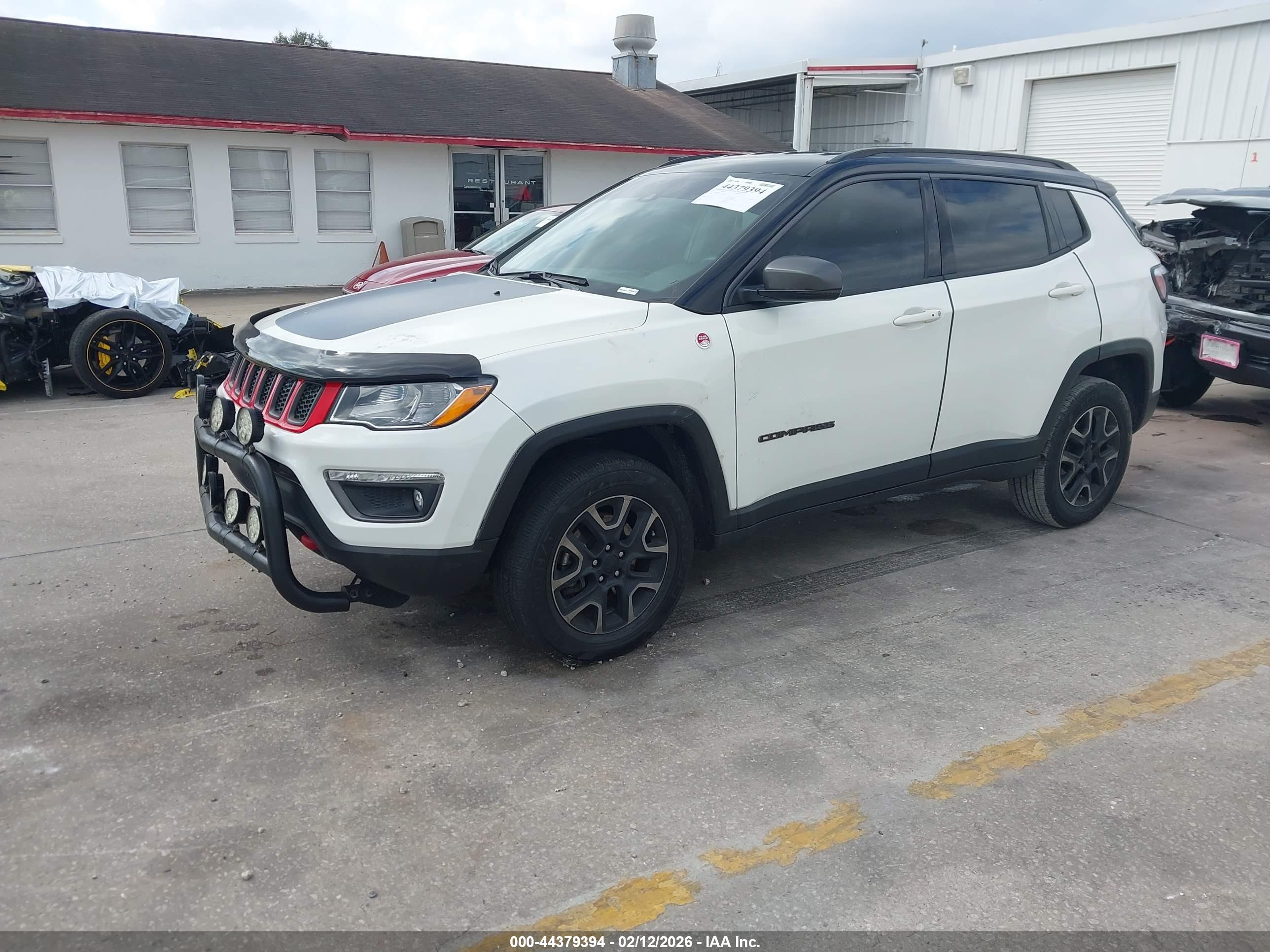 JEEP COMPASS image 2