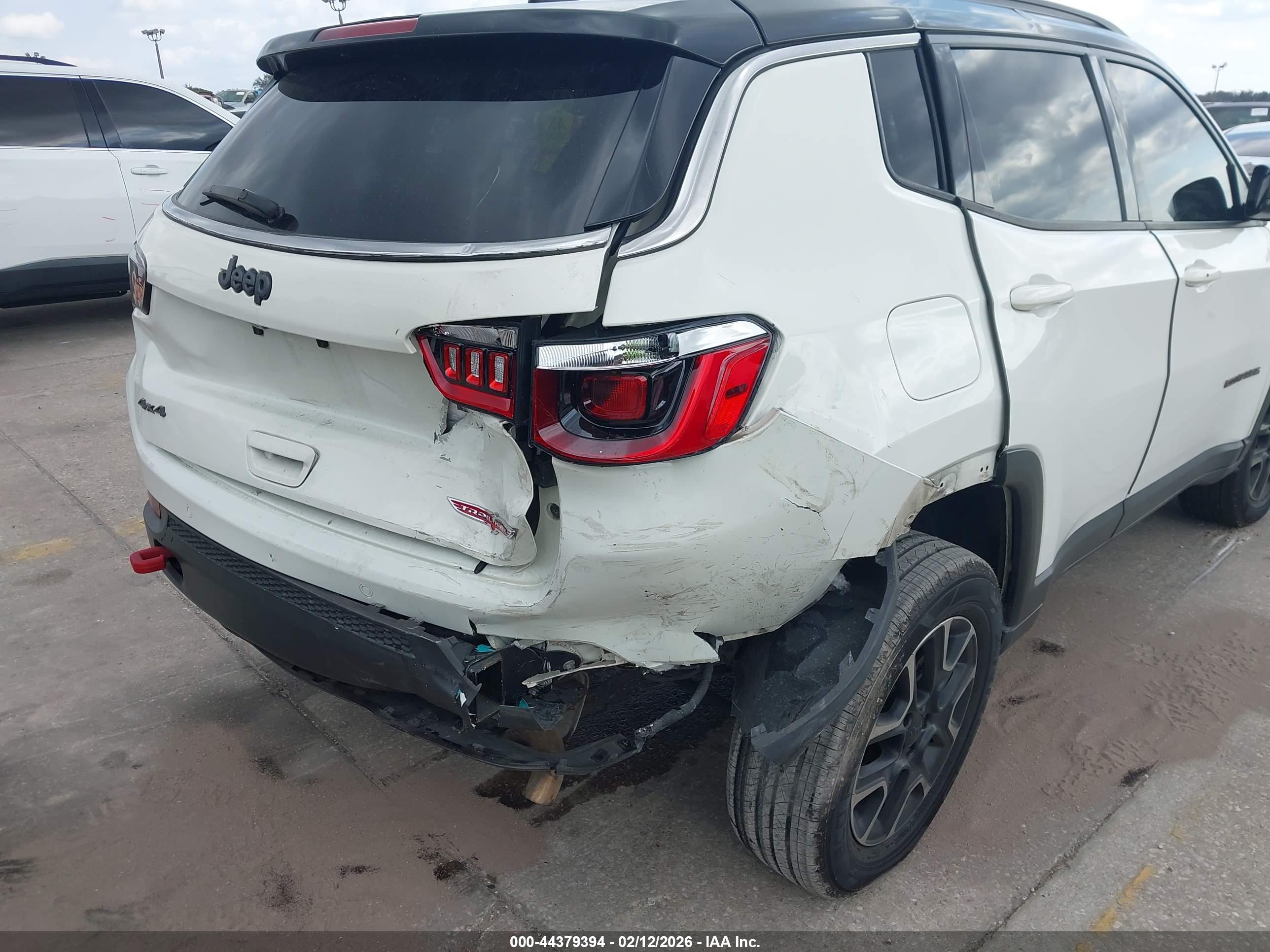 JEEP COMPASS image 6