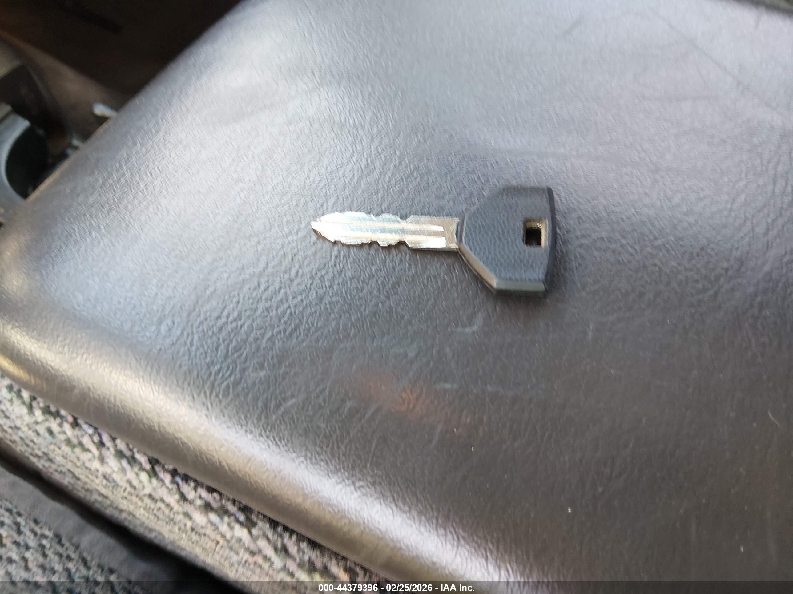 DODGE DAKOTA image 11