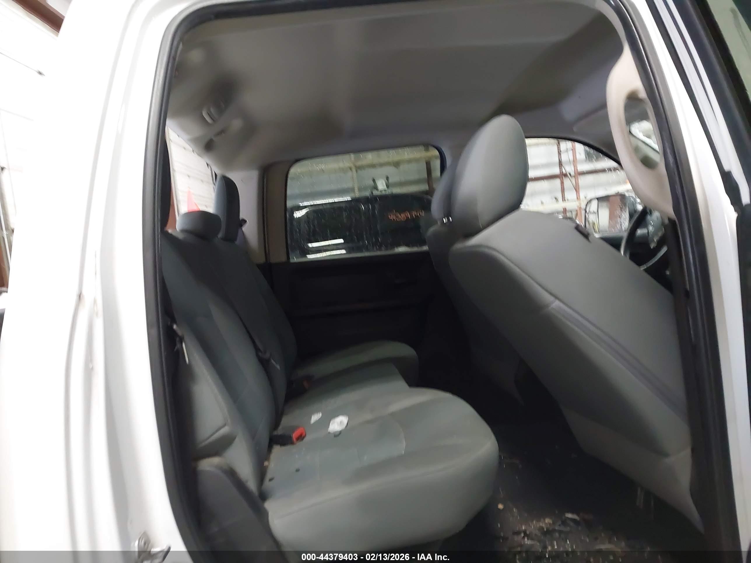 RAM 2500 image 8
