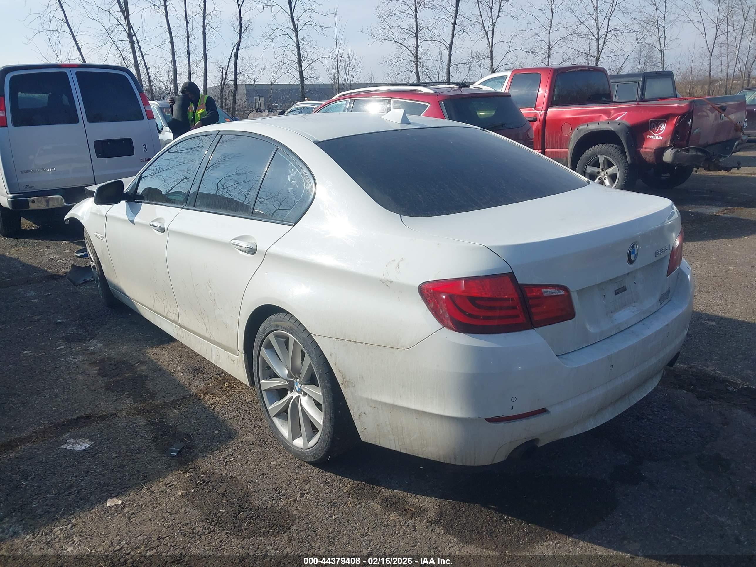 BMW 535I image 3