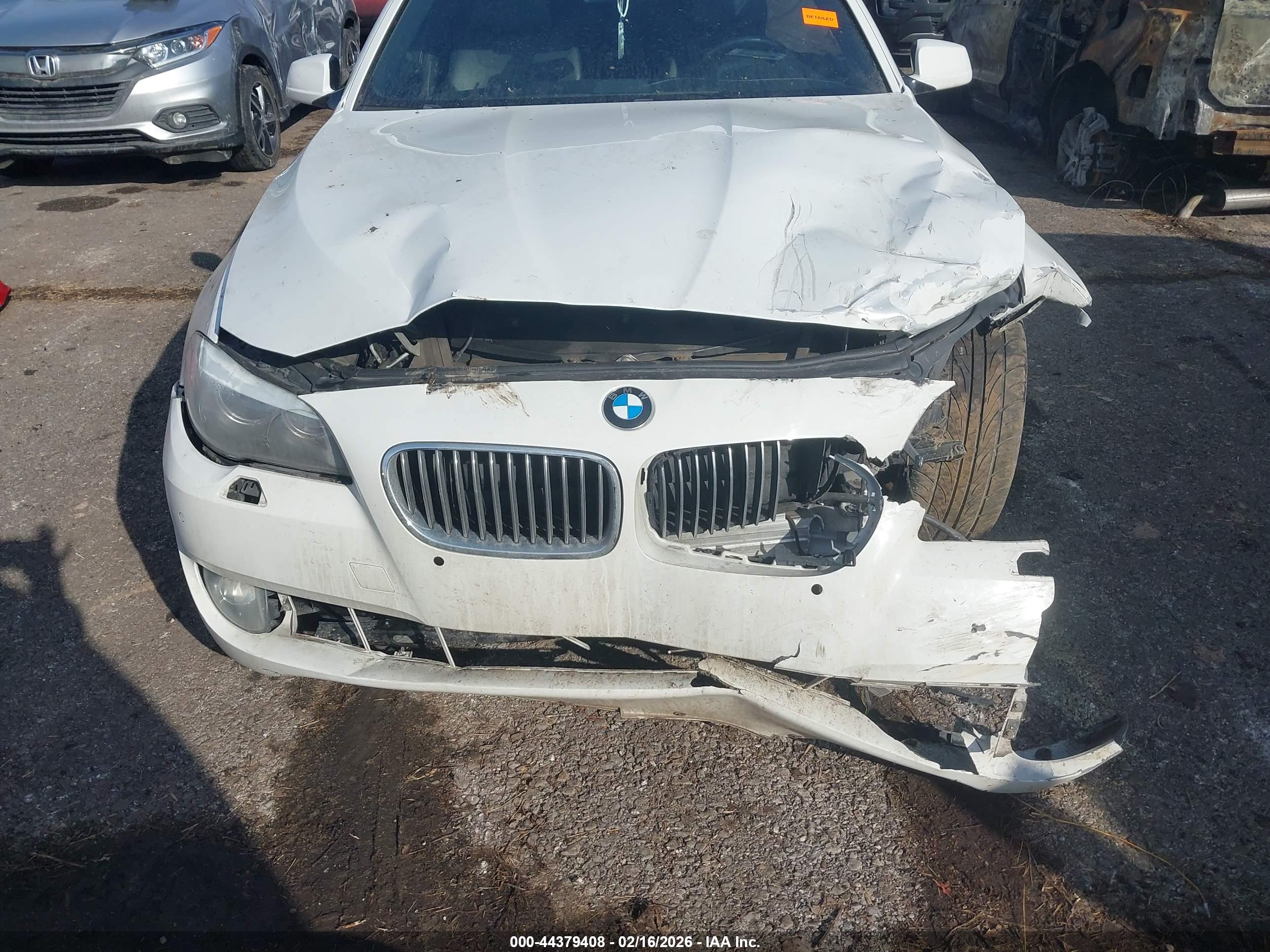 BMW 535I image 6